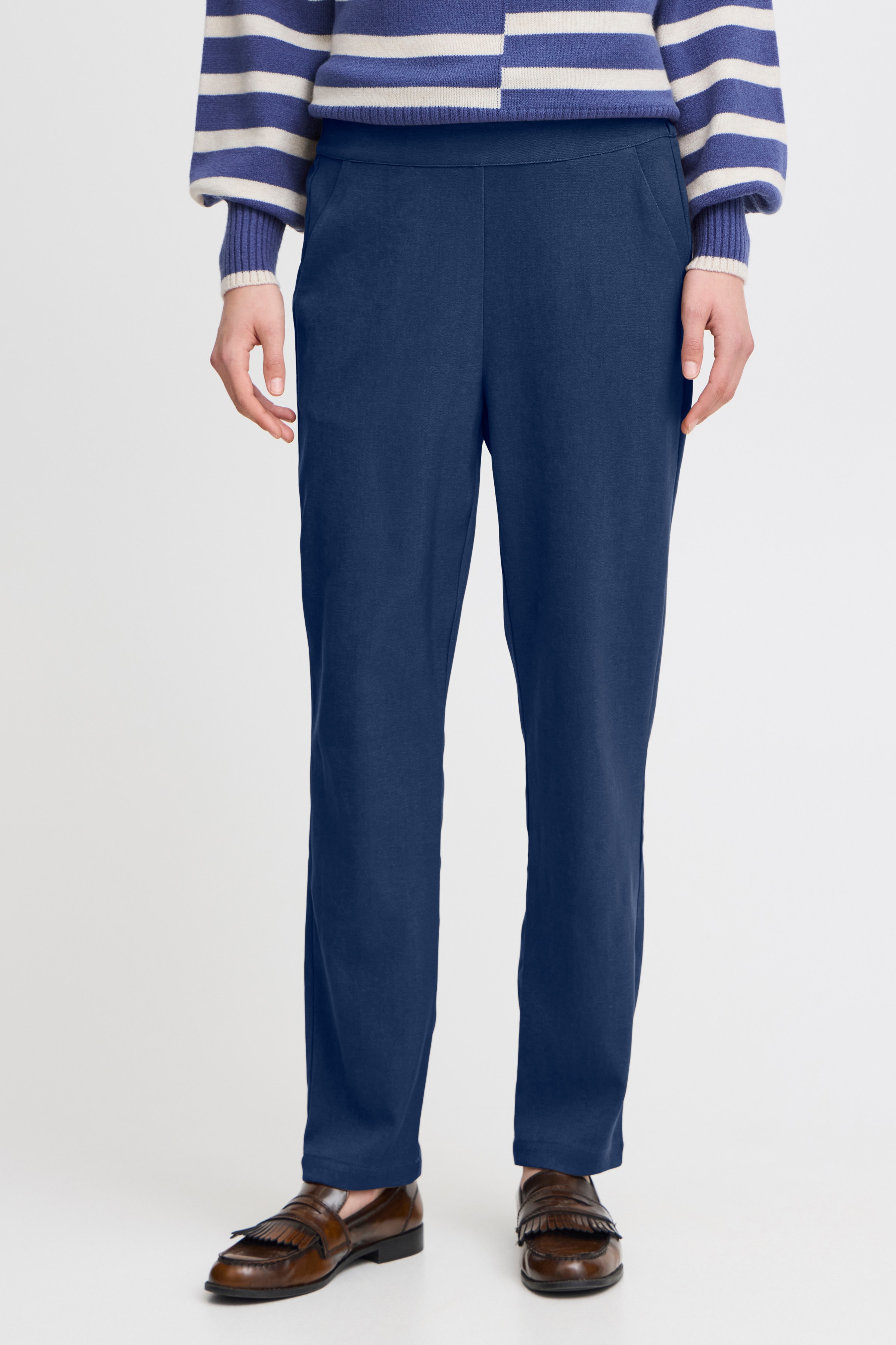 FRPAMILA Bukser LOOKBOOK FRONT 20613802-193923