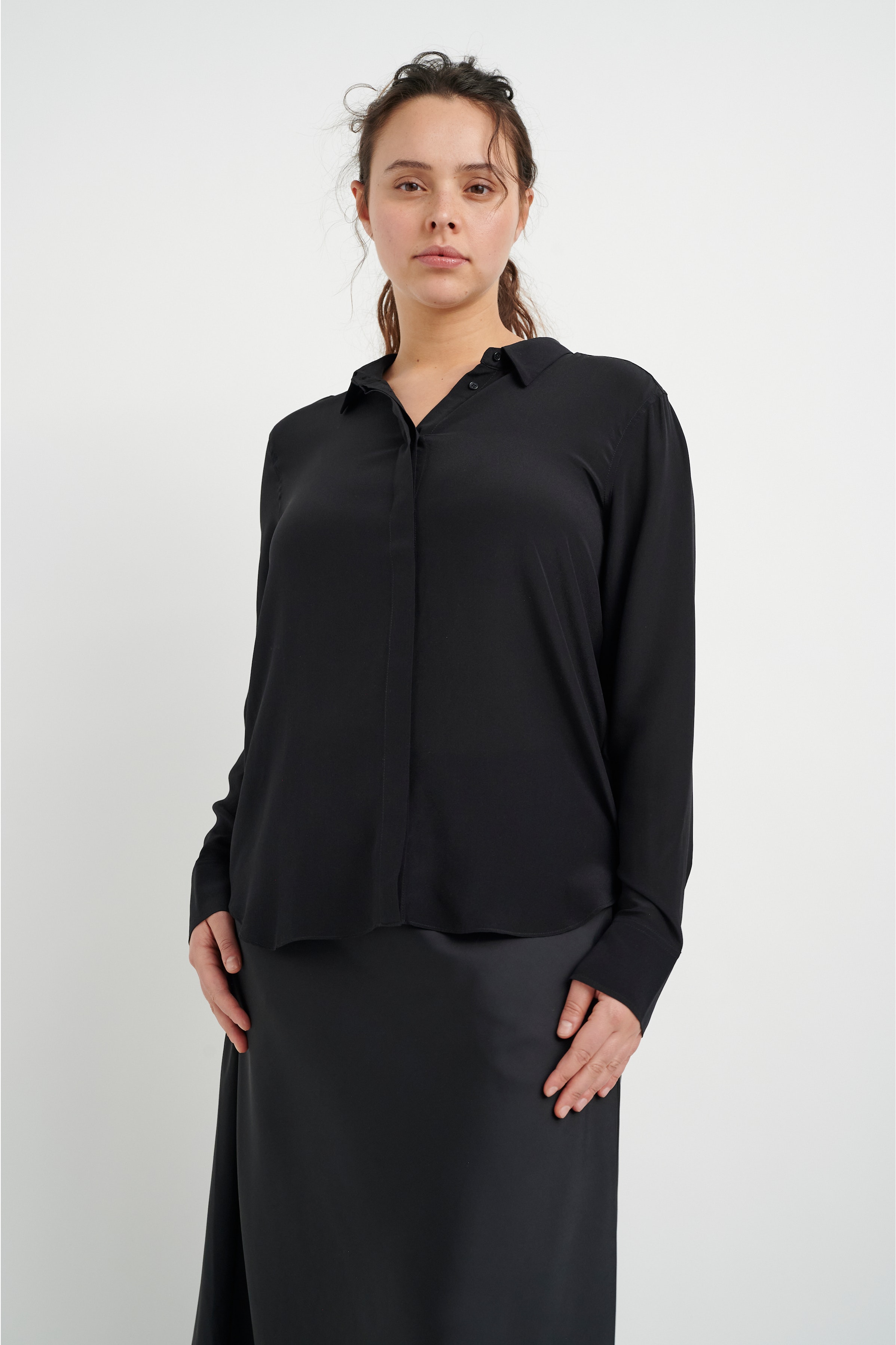 LucieIW Shirt LOOKBOOK FRONT 30105822-194008