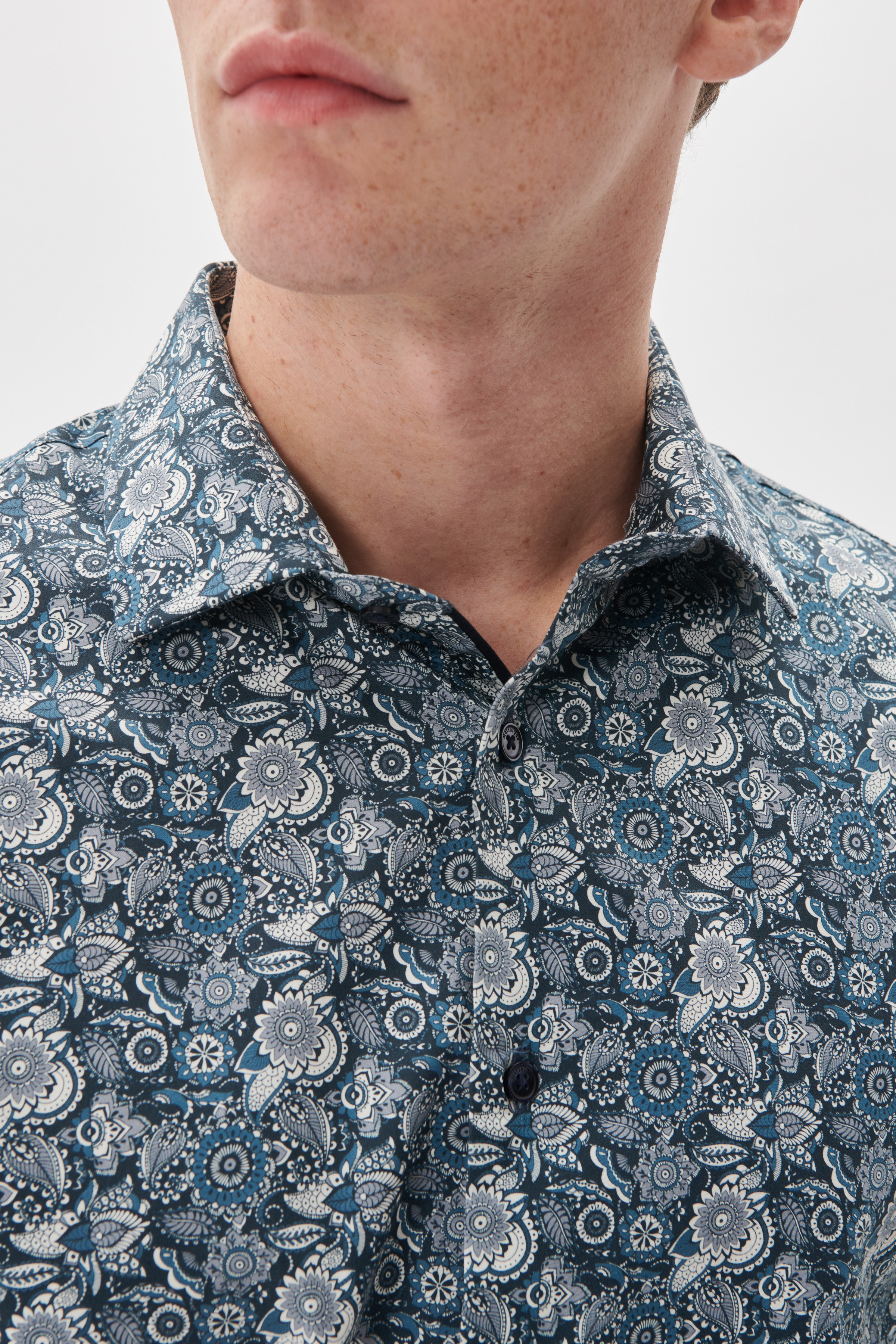 MAtrostol Shirt LOOKBOOK DETAIL 30207542-183923