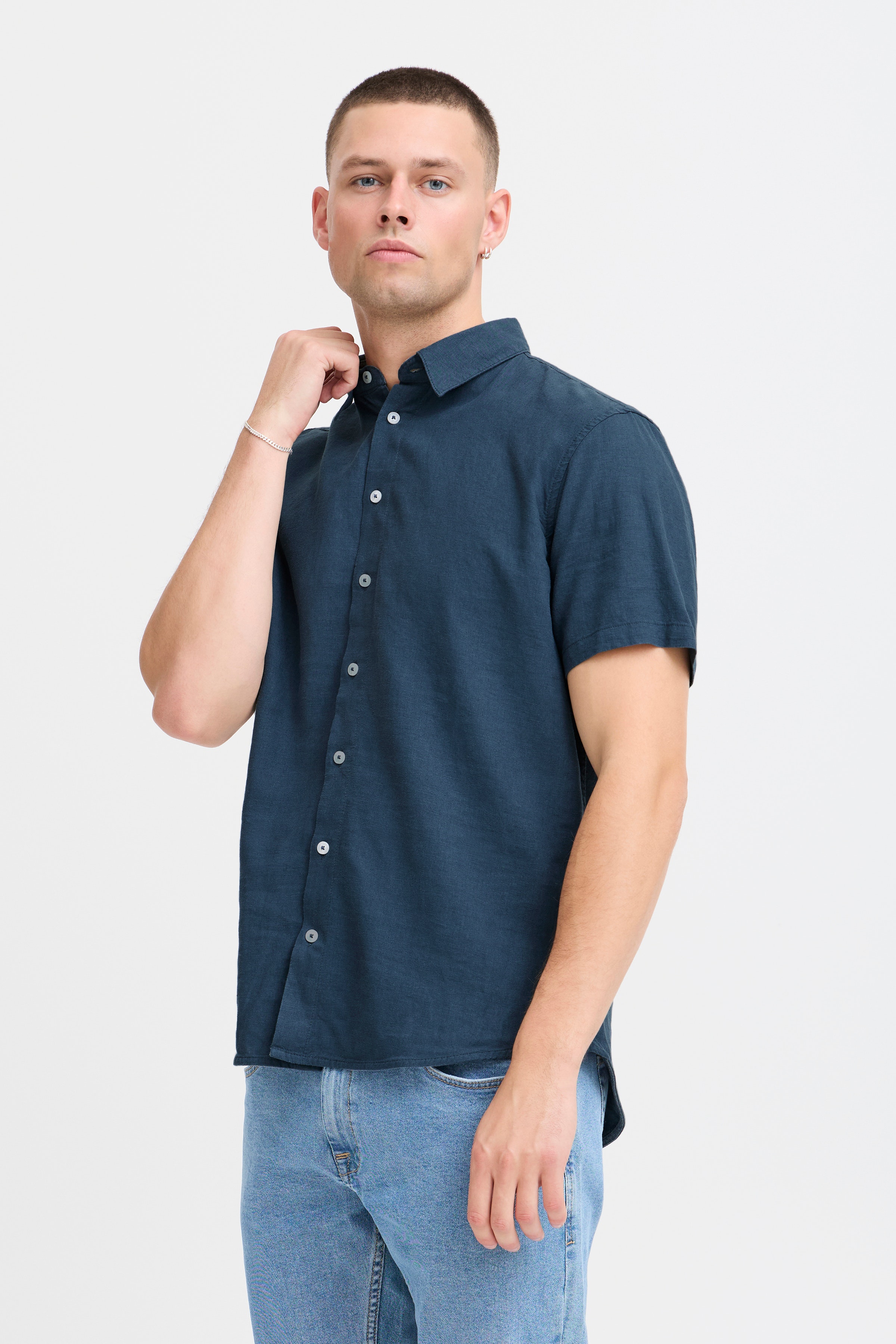 Short sleeved shirt LOOKBOOK FRONT 20717866-194024