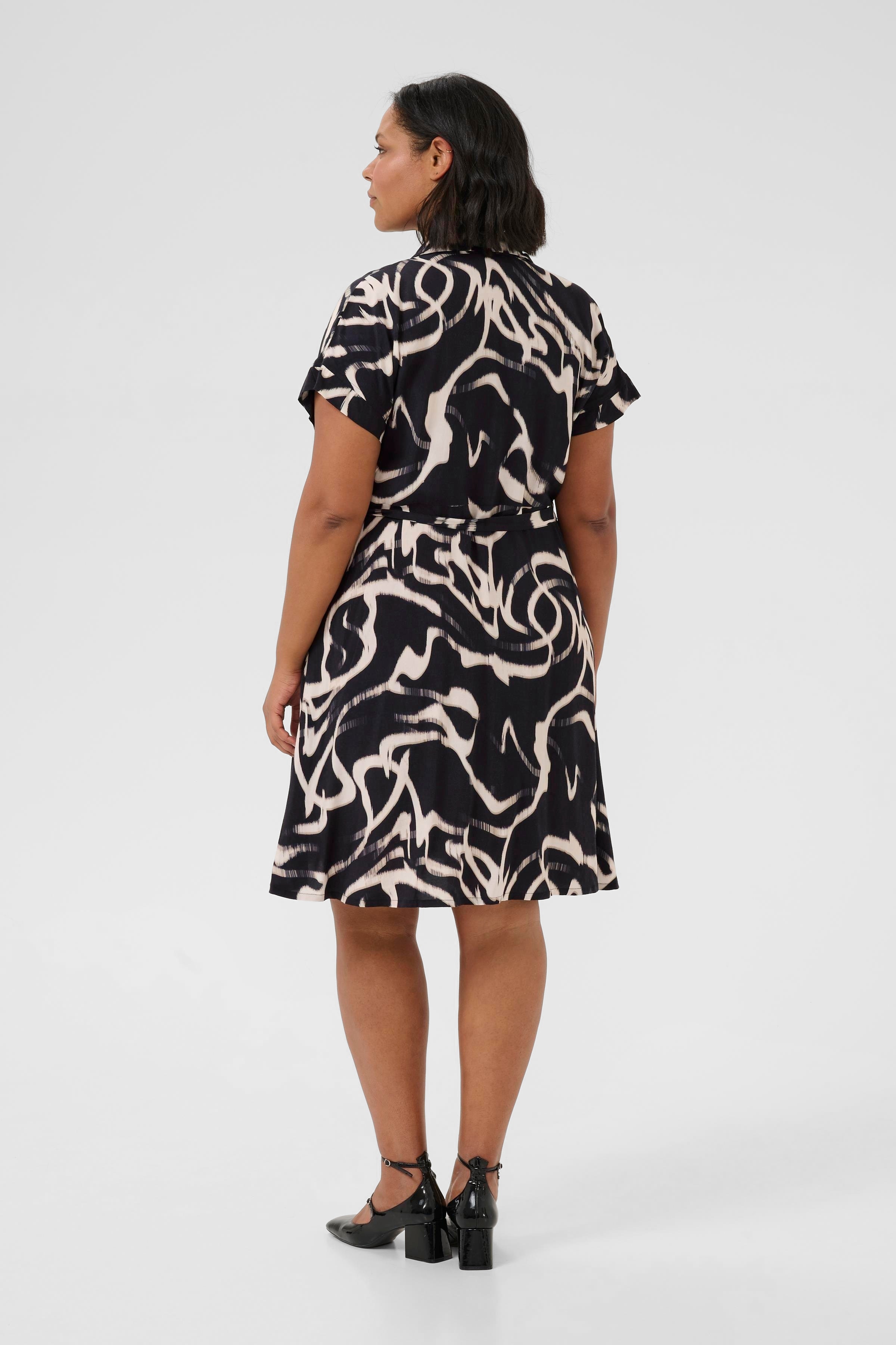 KCmaren Kleid LOOKBOOK BACK 10583406-107701