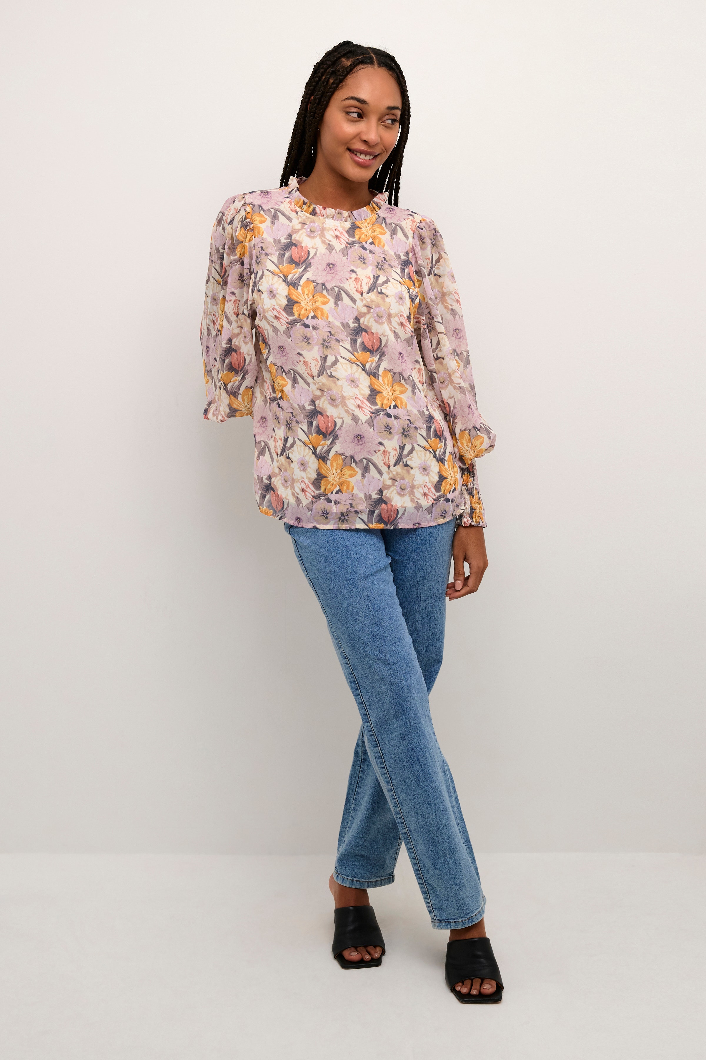 KAsorita Bluse LOOKBOOK FRONT 10507404-104105