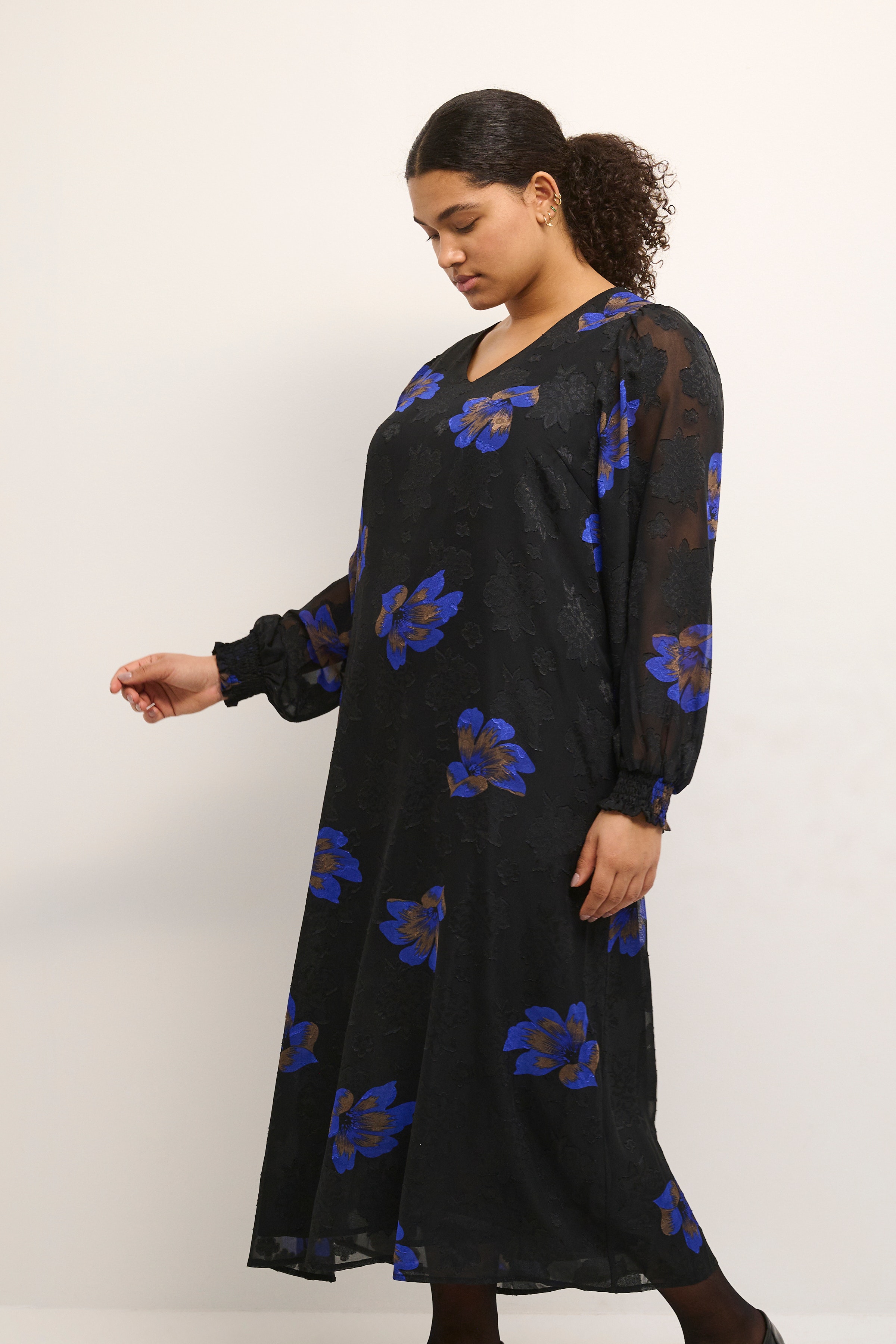 KCmedala Klänning LOOKBOOK FRONT 10581202-103480