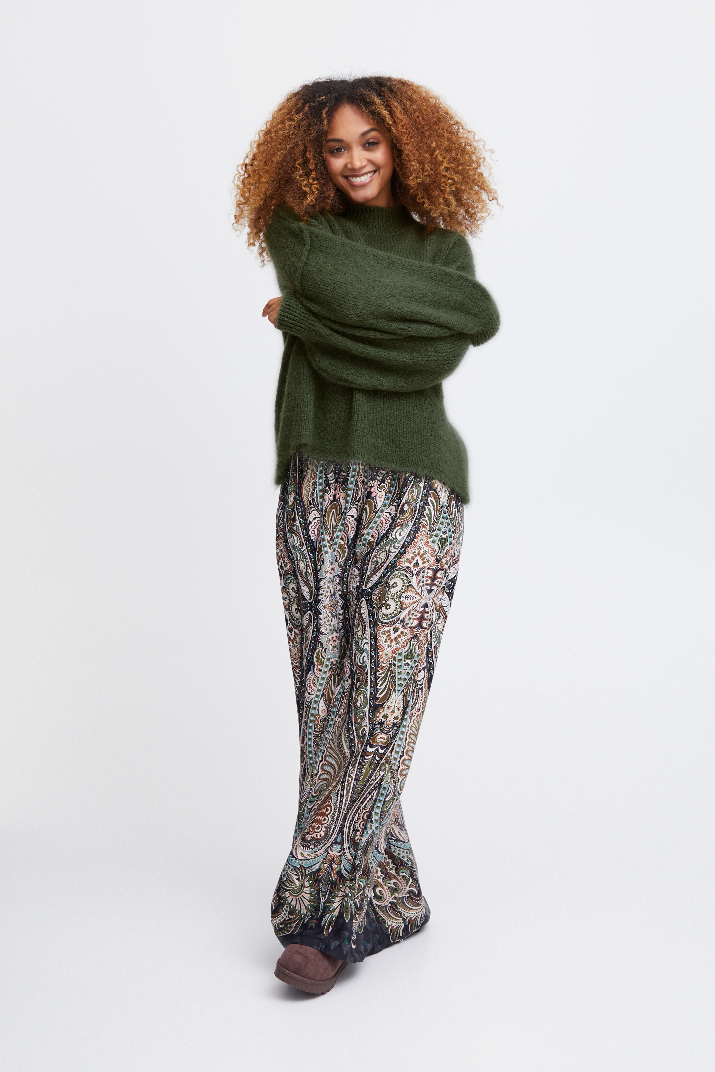 SBCARIN Pullover LOOKBOOK FRONT 22100427-190312