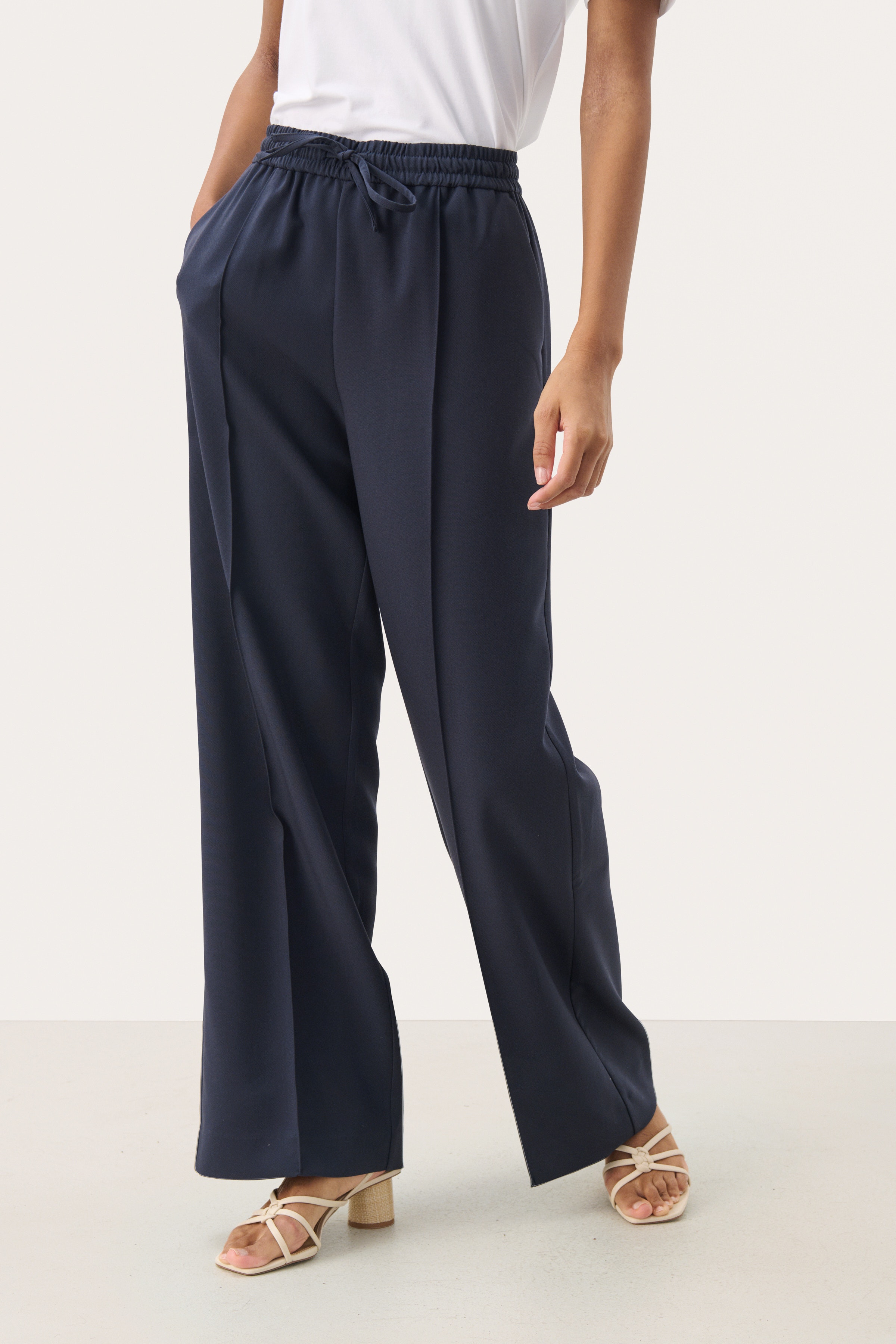 EvalynnPW Broek LOOKBOOK FRONT 30308461-194109