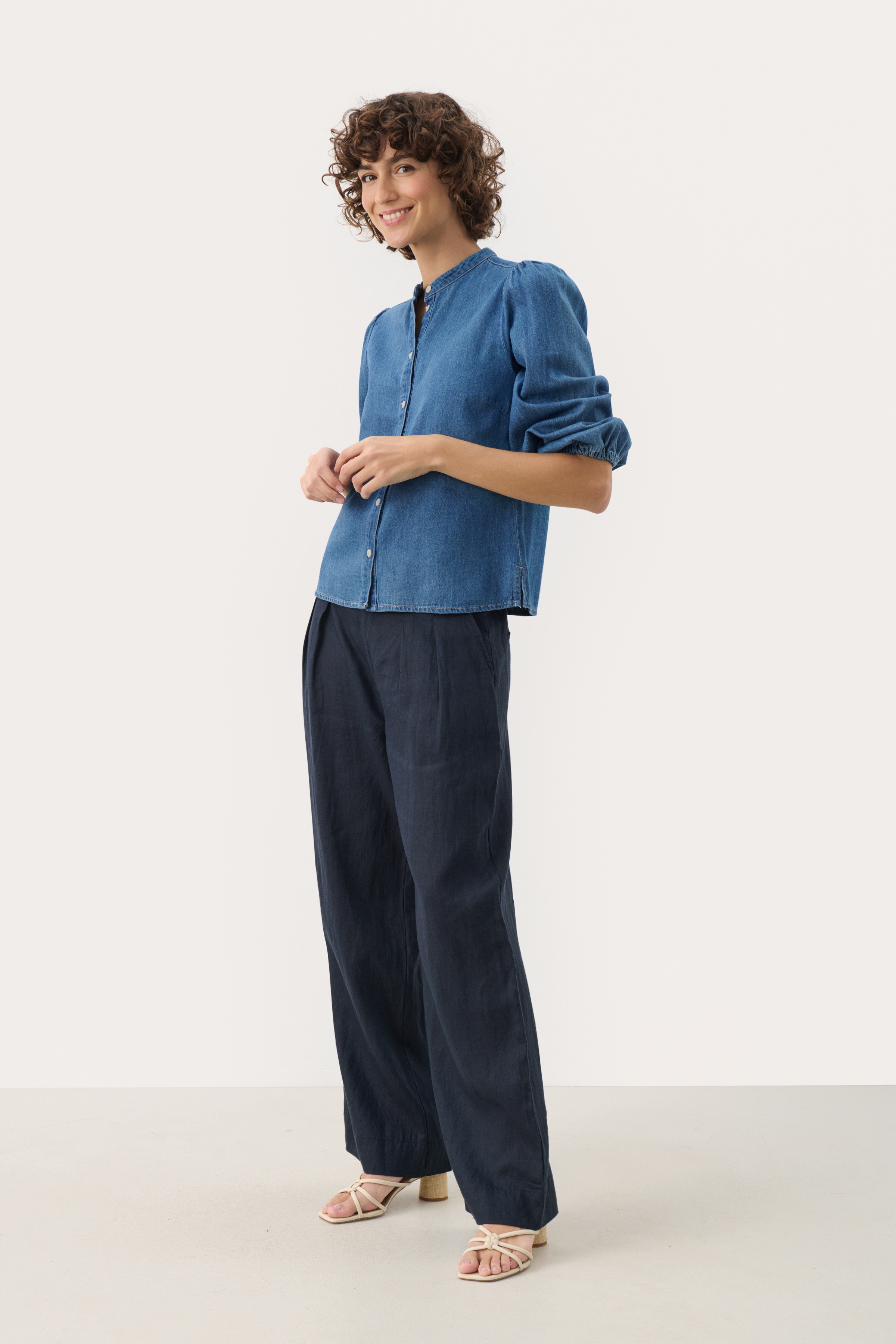 NicoliePW Overhemd LOOKBOOK FRONT 30309362-300156