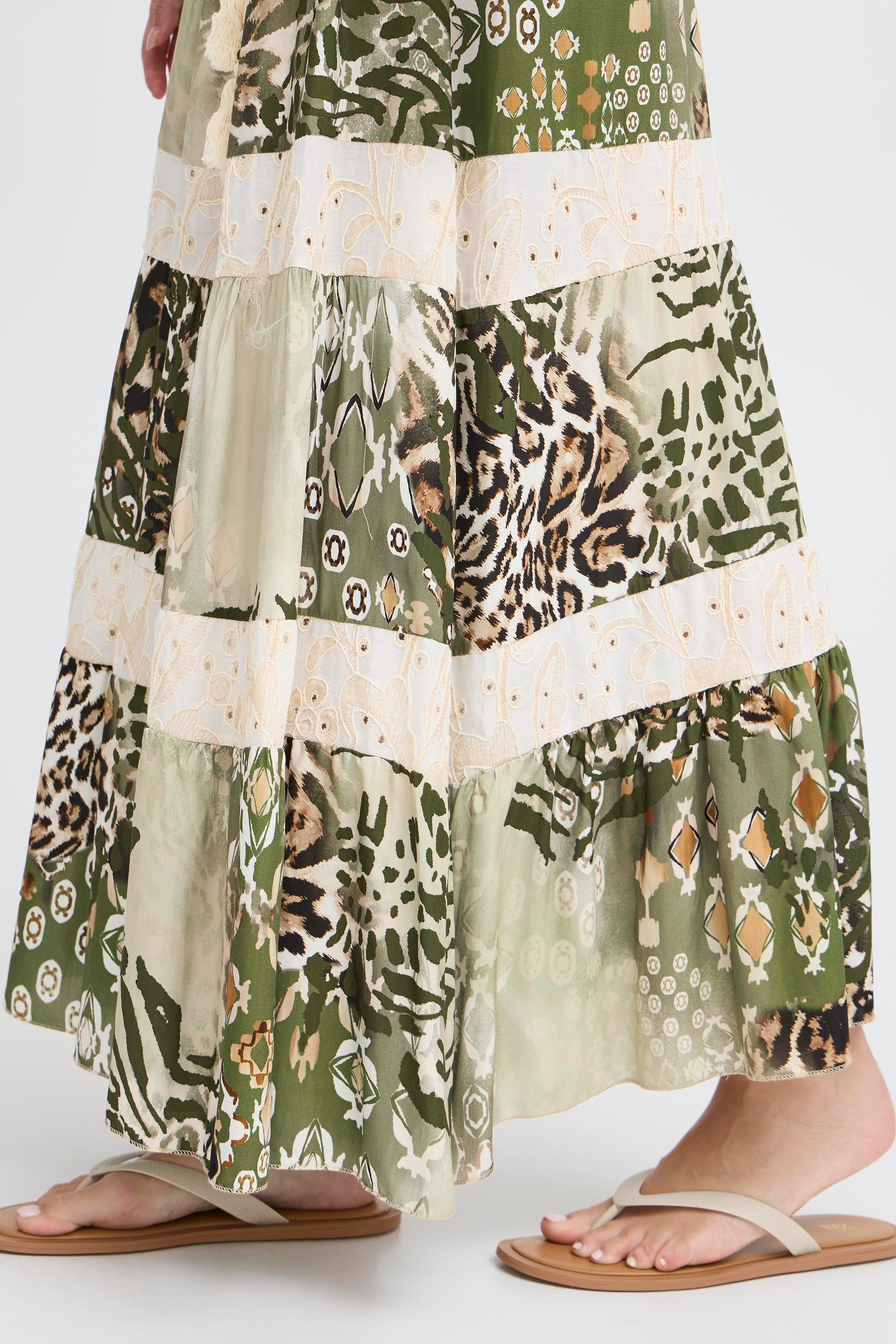 SBALONA Rock LOOKBOOK DETAIL 22100998-180515