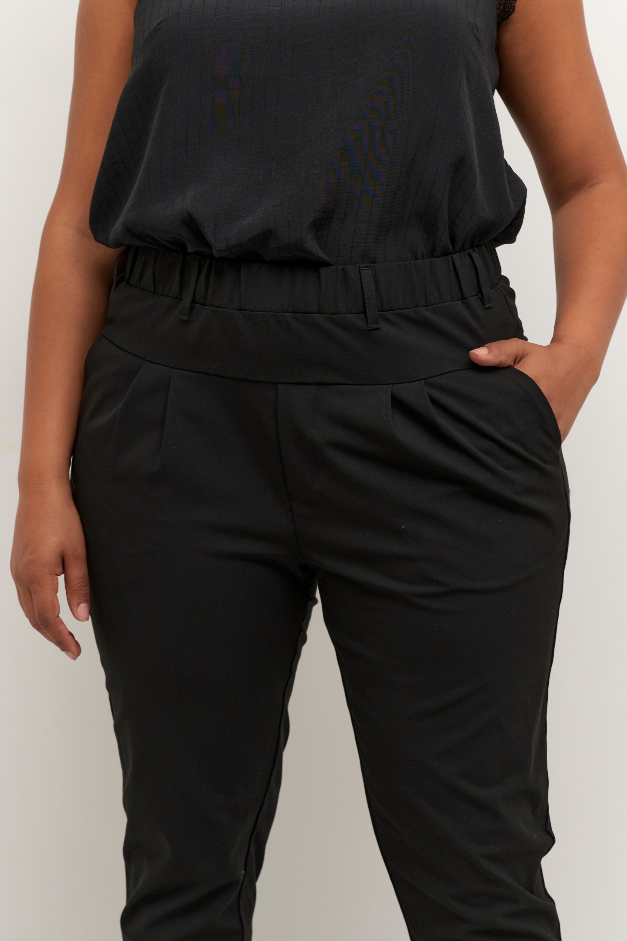 KCjia Hose LOOKBOOK DETAIL 10580007-50600
