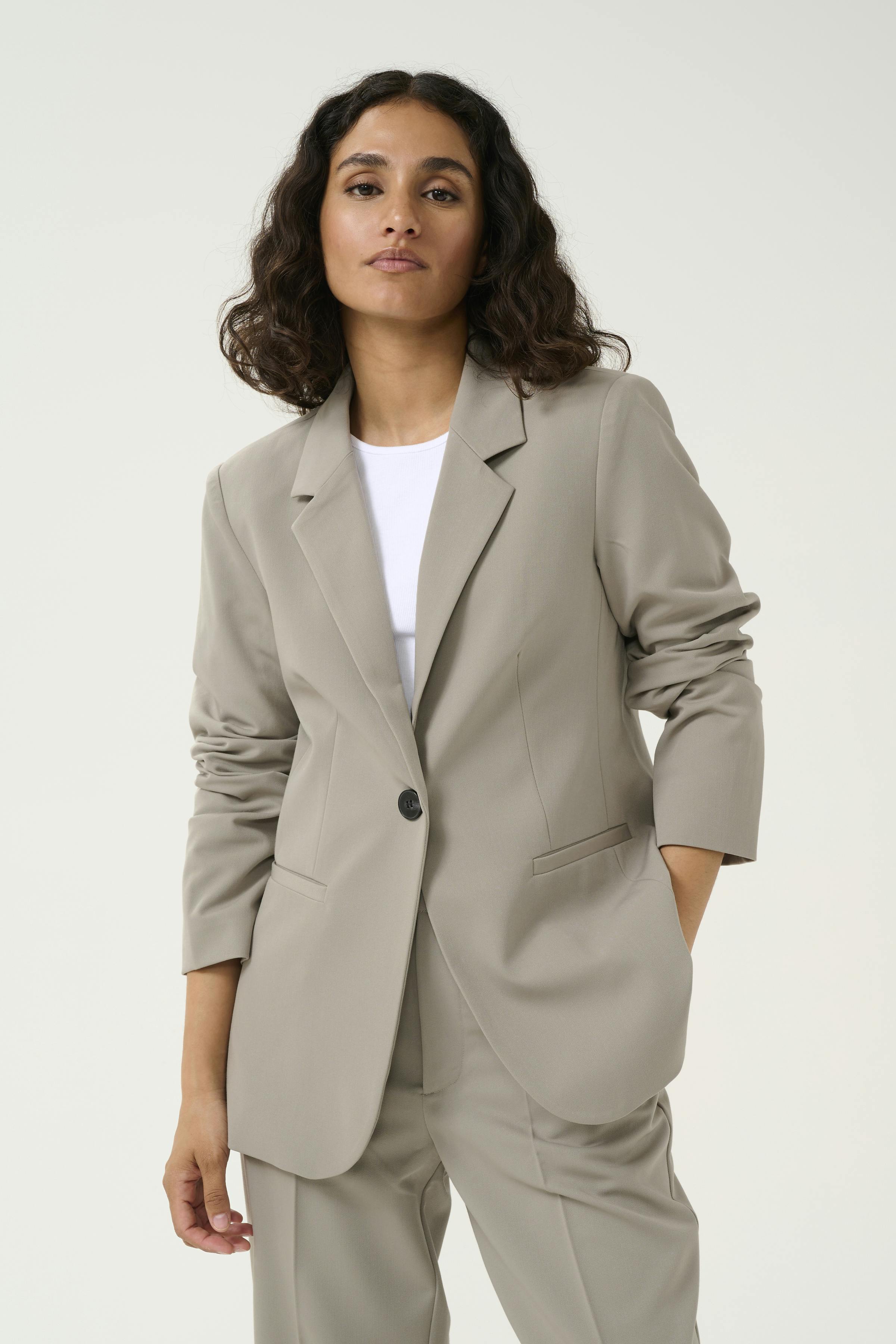 KAsakura Blazer LOOKBOOK FRONT 10506684-1702051