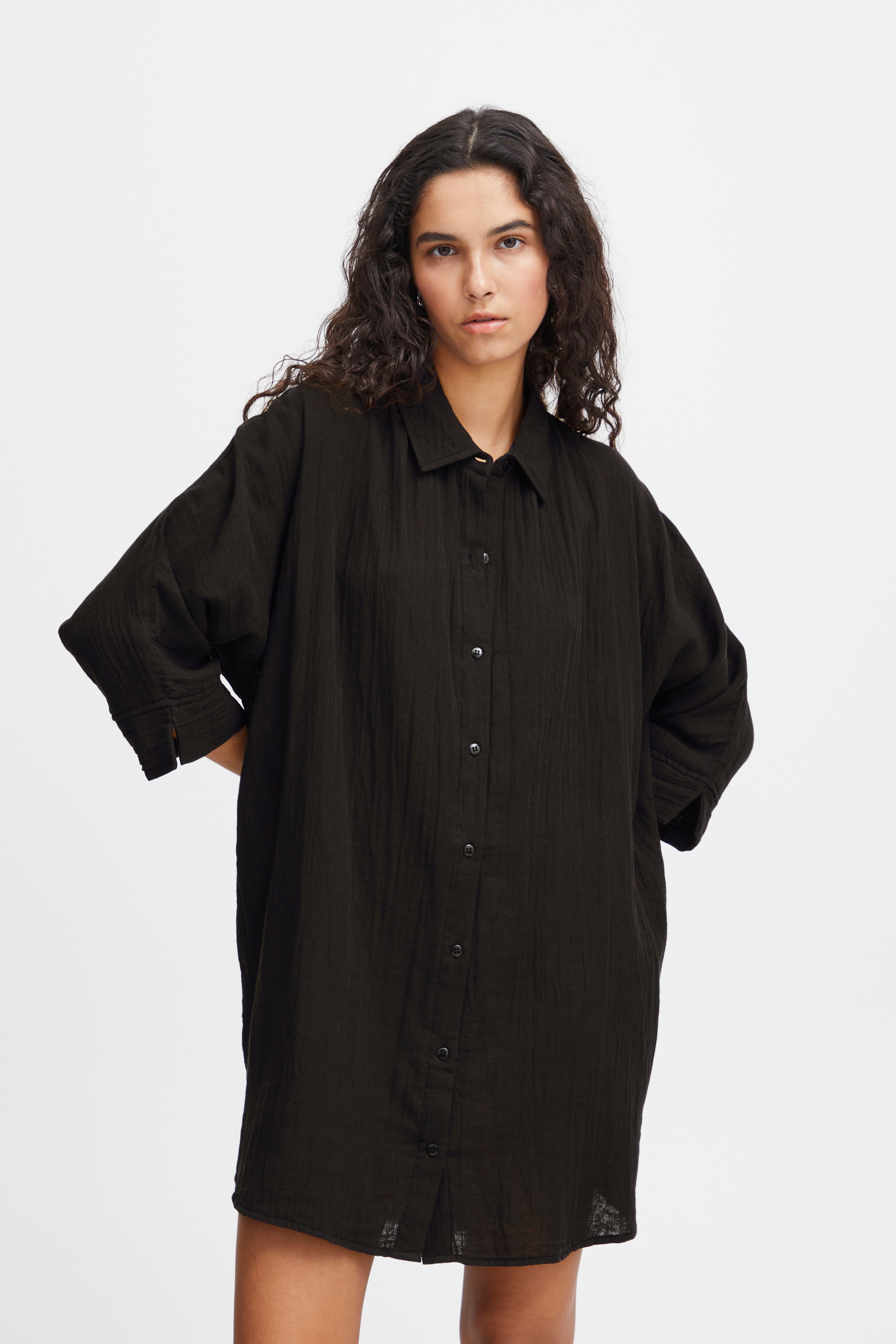 IAFOXA Skjorte LOOKBOOK FRONT 20118734-194008