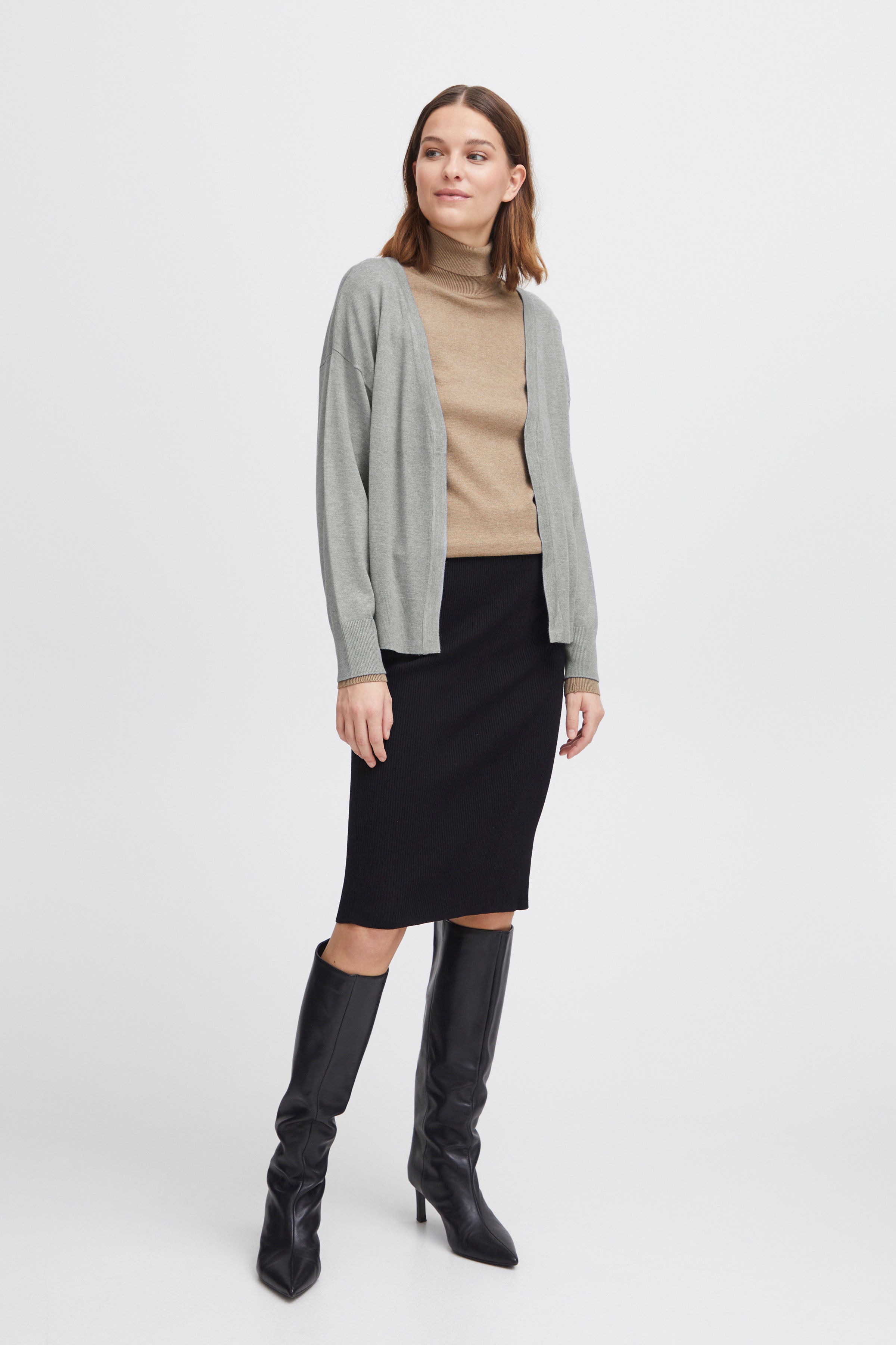 BYMMORLA Cardigan LOOKBOOK FRONT 20815305-200455