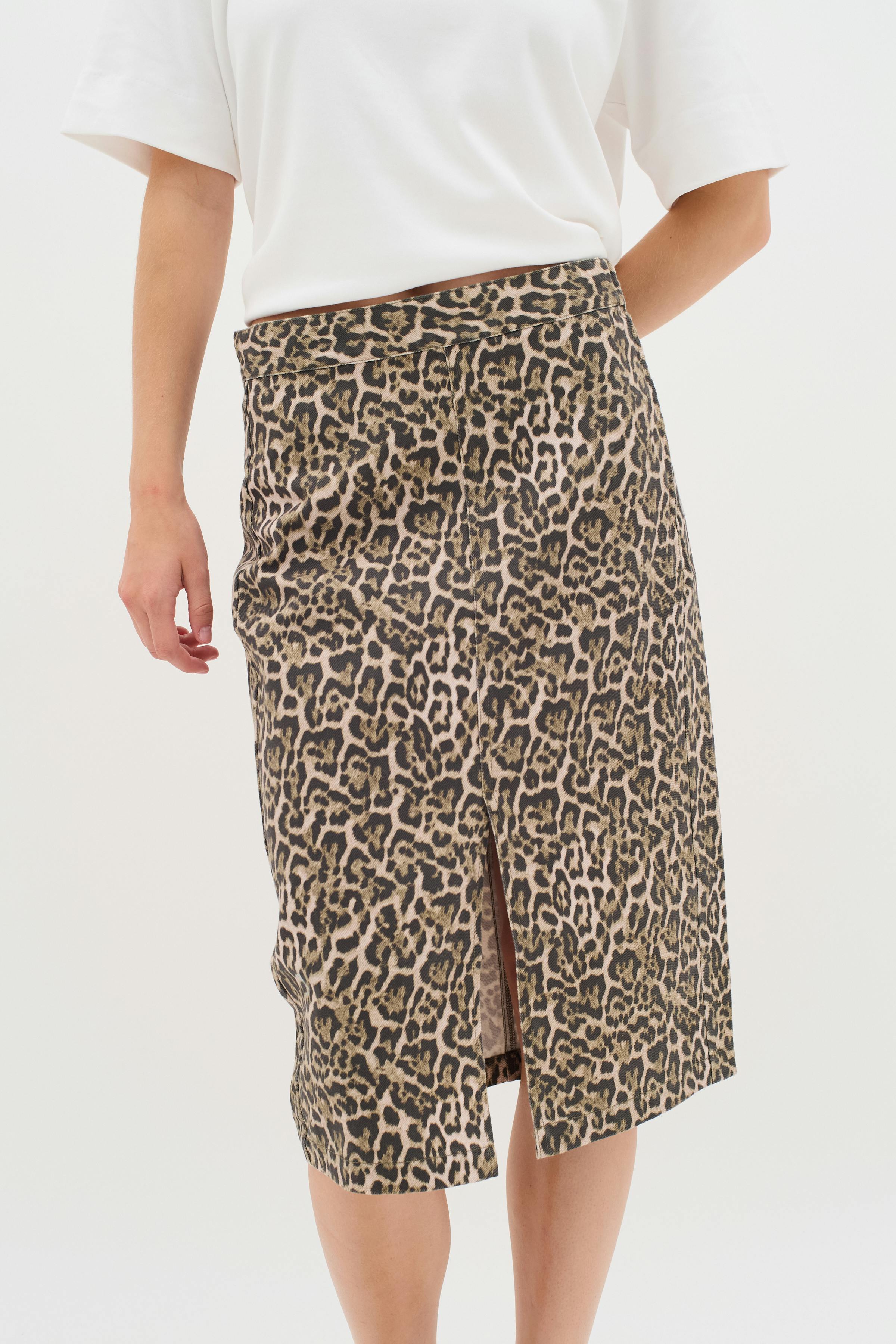 RiverIW leopard Skirt LOOKBOOK FRONT 30110454-300824