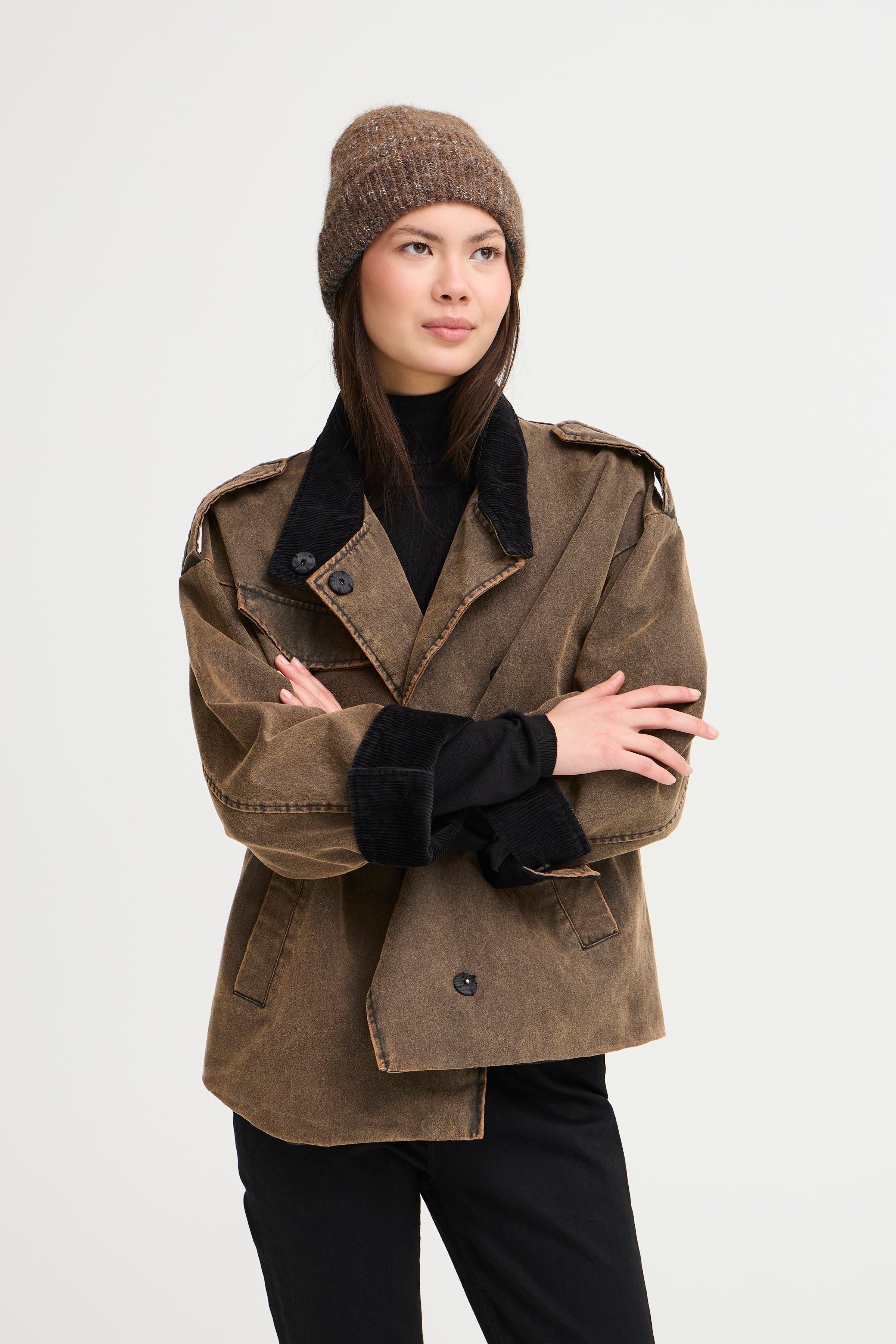 IALIINA Hatt LOOKBOOK FRONT 20124393-1812291