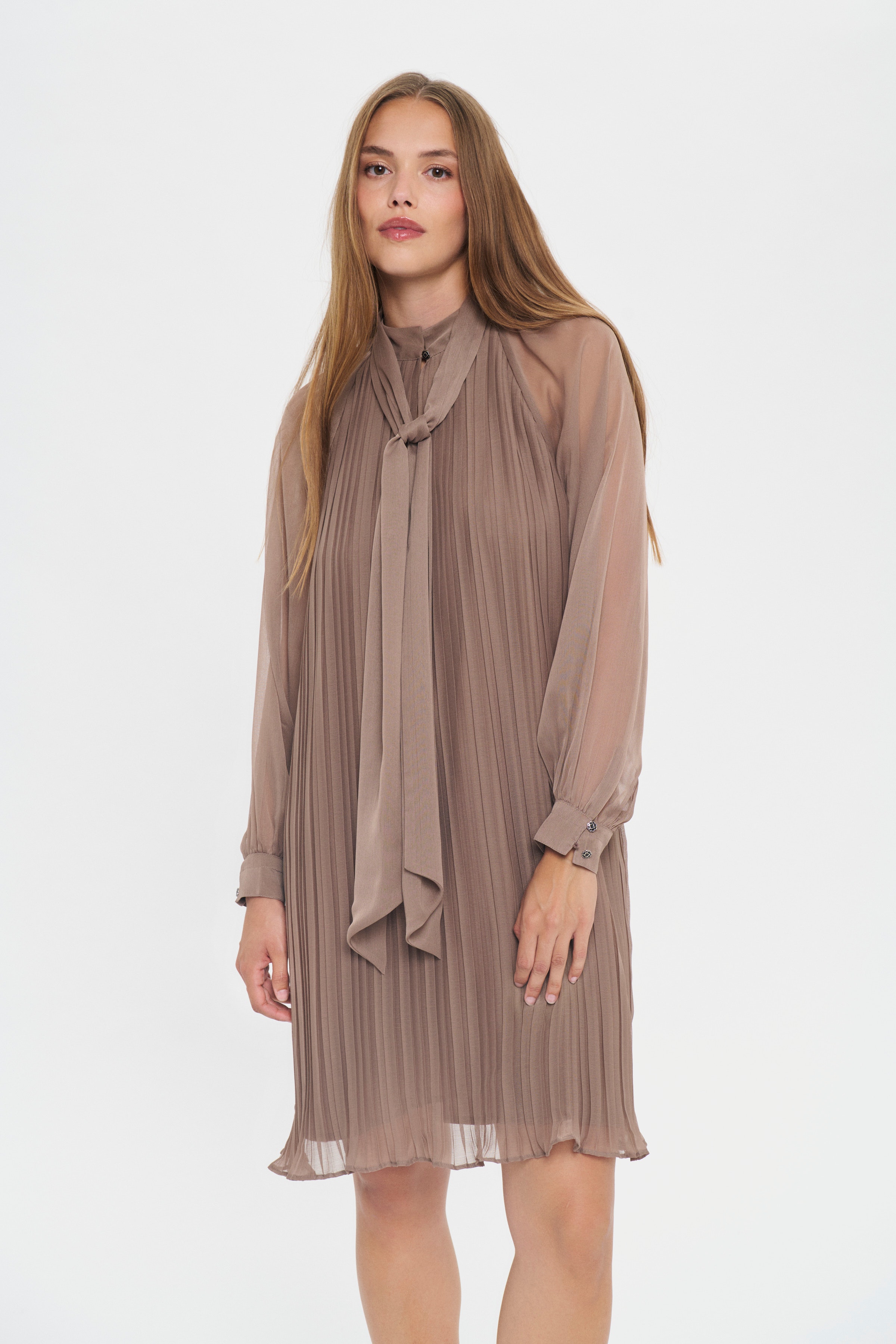 NuriSZ Klänning LOOKBOOK FRONT 30514599-171410