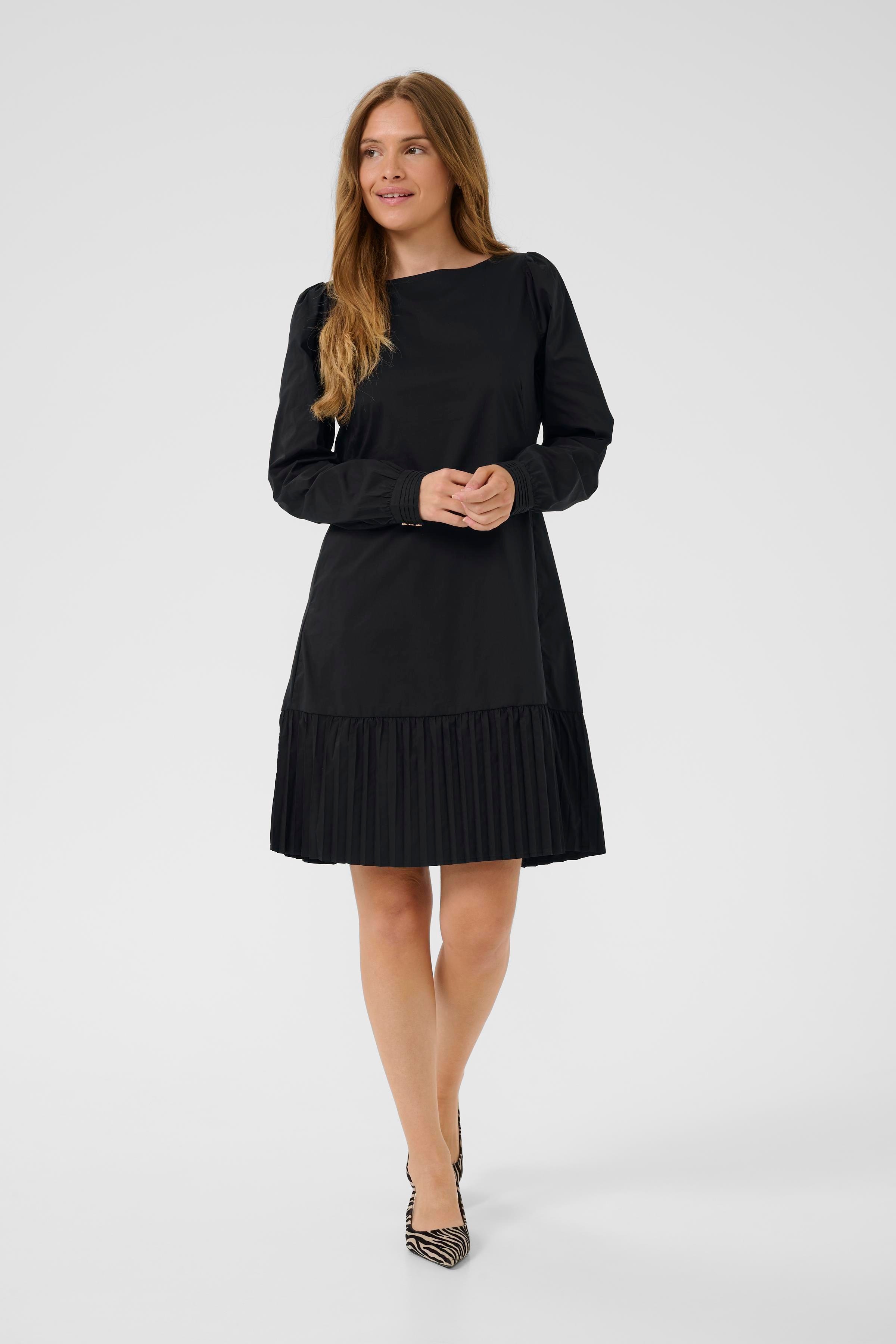 CUbeate Dress LOOKBOOK FRONT 50111419-500012