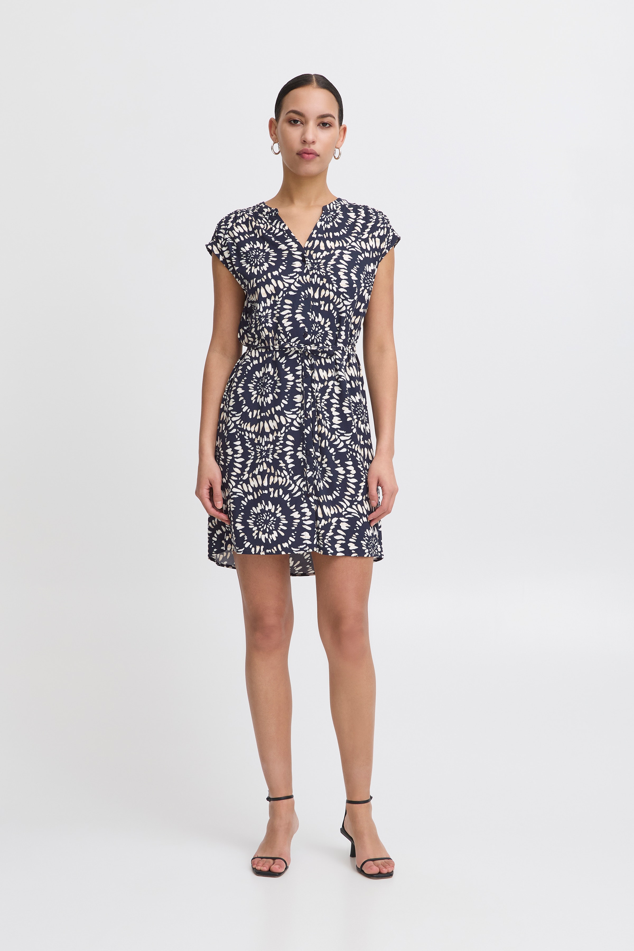 IHAYA Kjole LOOKBOOK FRONT 20123316-204613