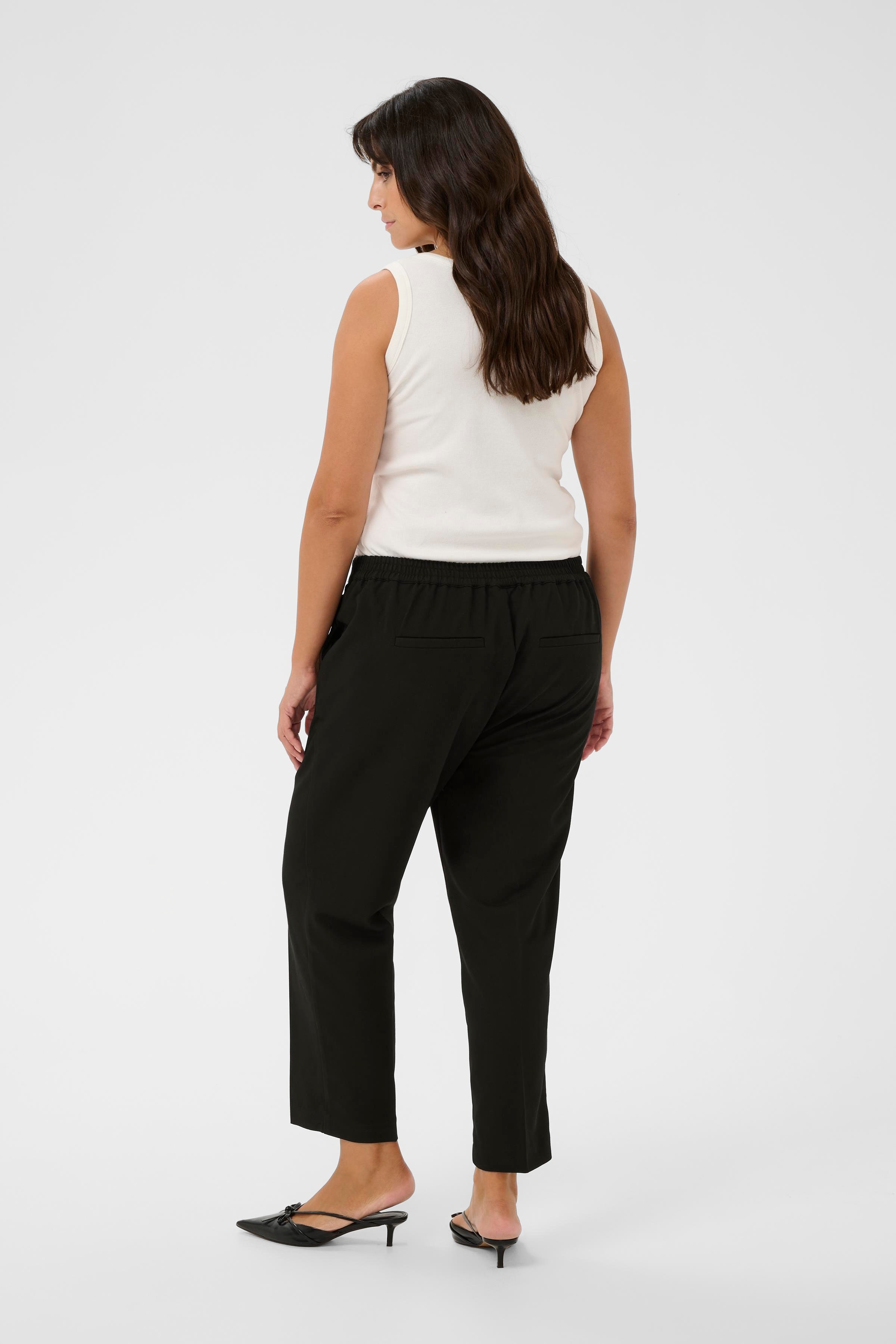 KCsakira Trousers LOOKBOOK BACK 10580650-100121