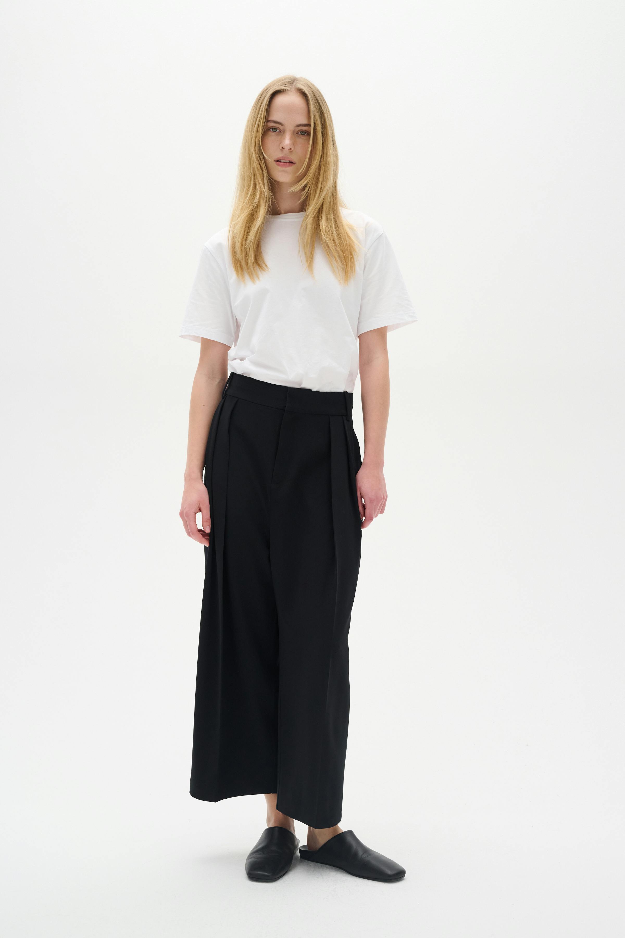 NatalyaIW Trousers LOOKBOOK FRONT 30110097-194008