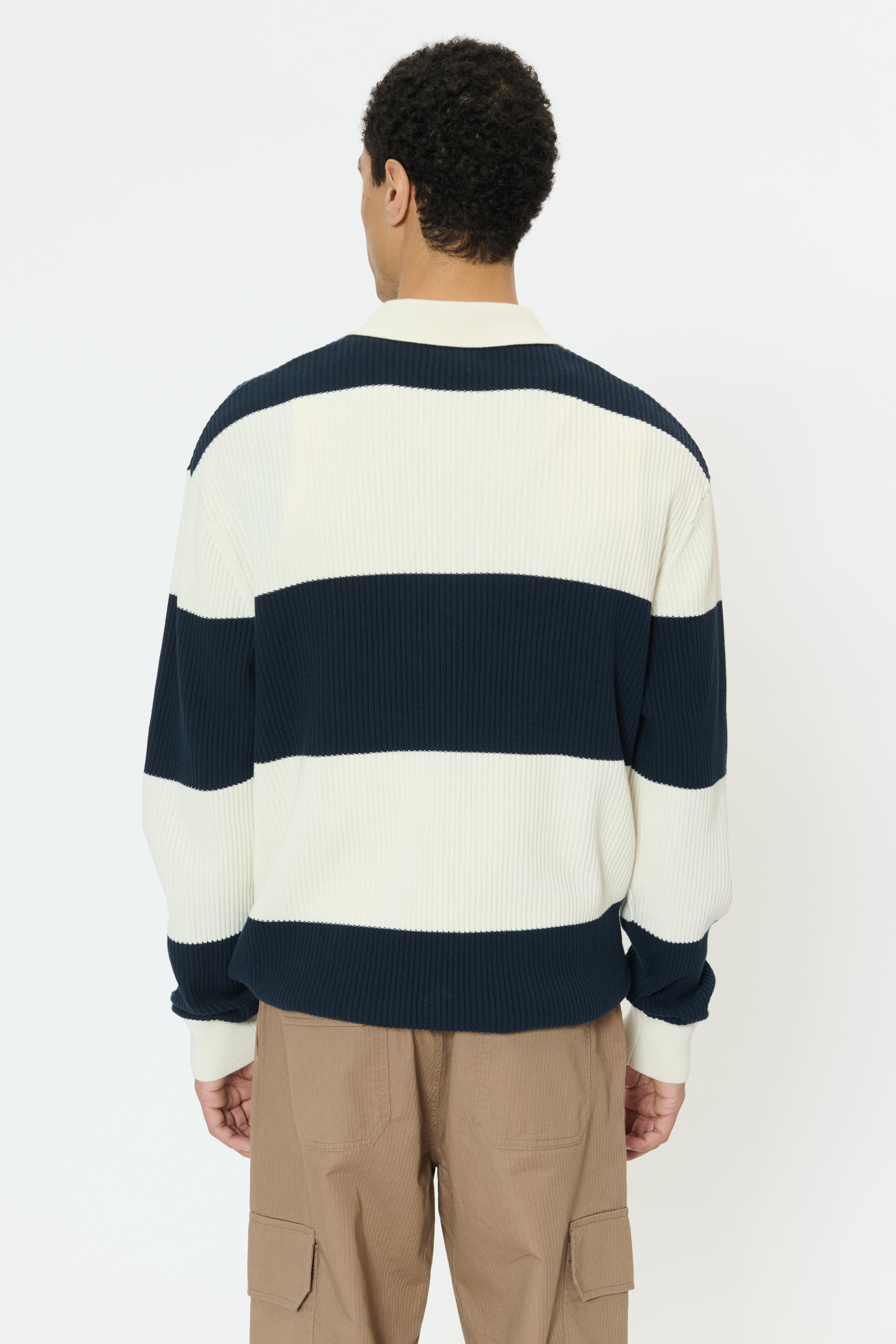 MArugbo Pullover LOOKBOOK BACK 30208962-194011