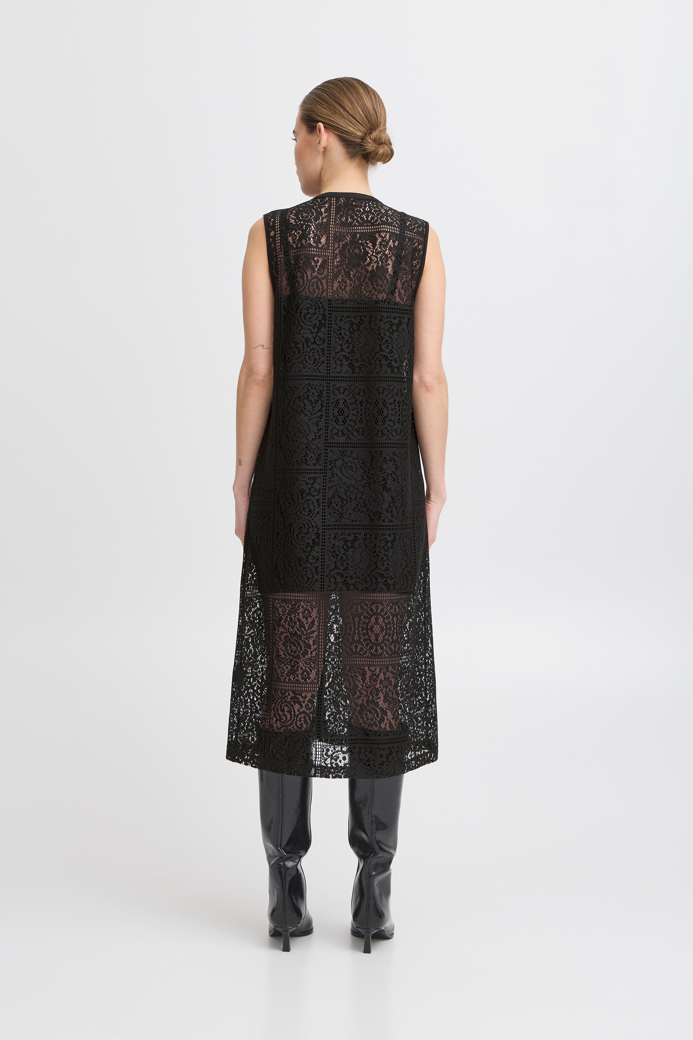 IHMALEO Kjole LOOKBOOK BACK 20123182-194008