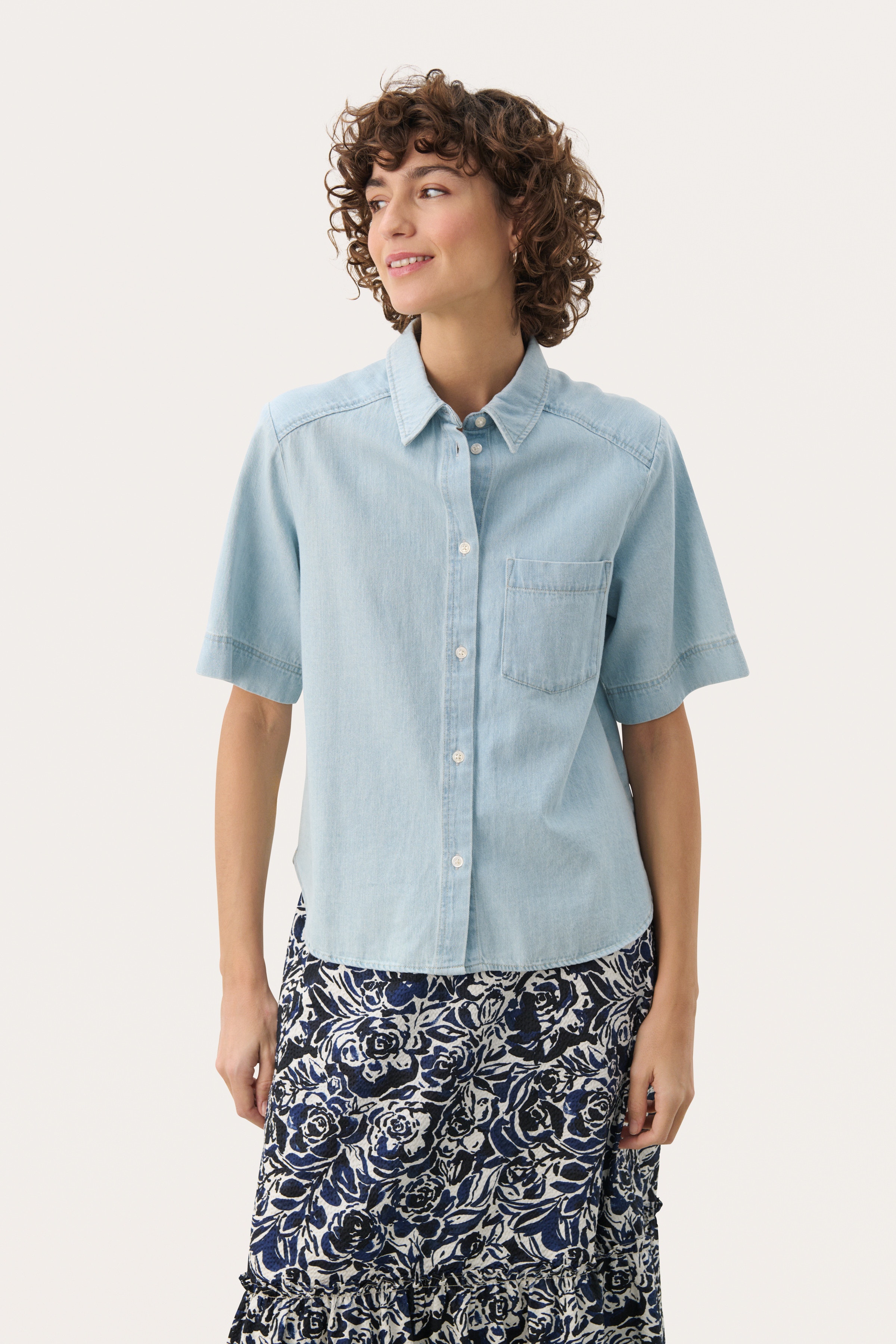 NiclaPW Overhemd LOOKBOOK FRONT 30309361-300154