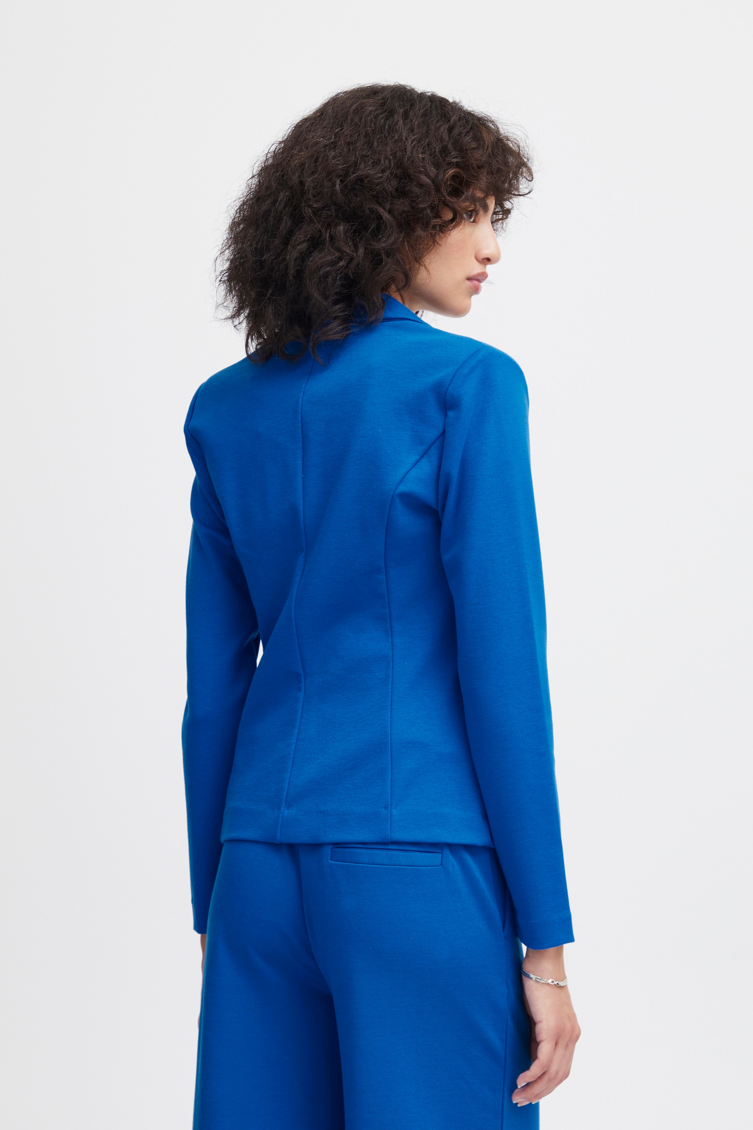 IHKATE Blazer LOOKBOOK BACK 20101801-194045