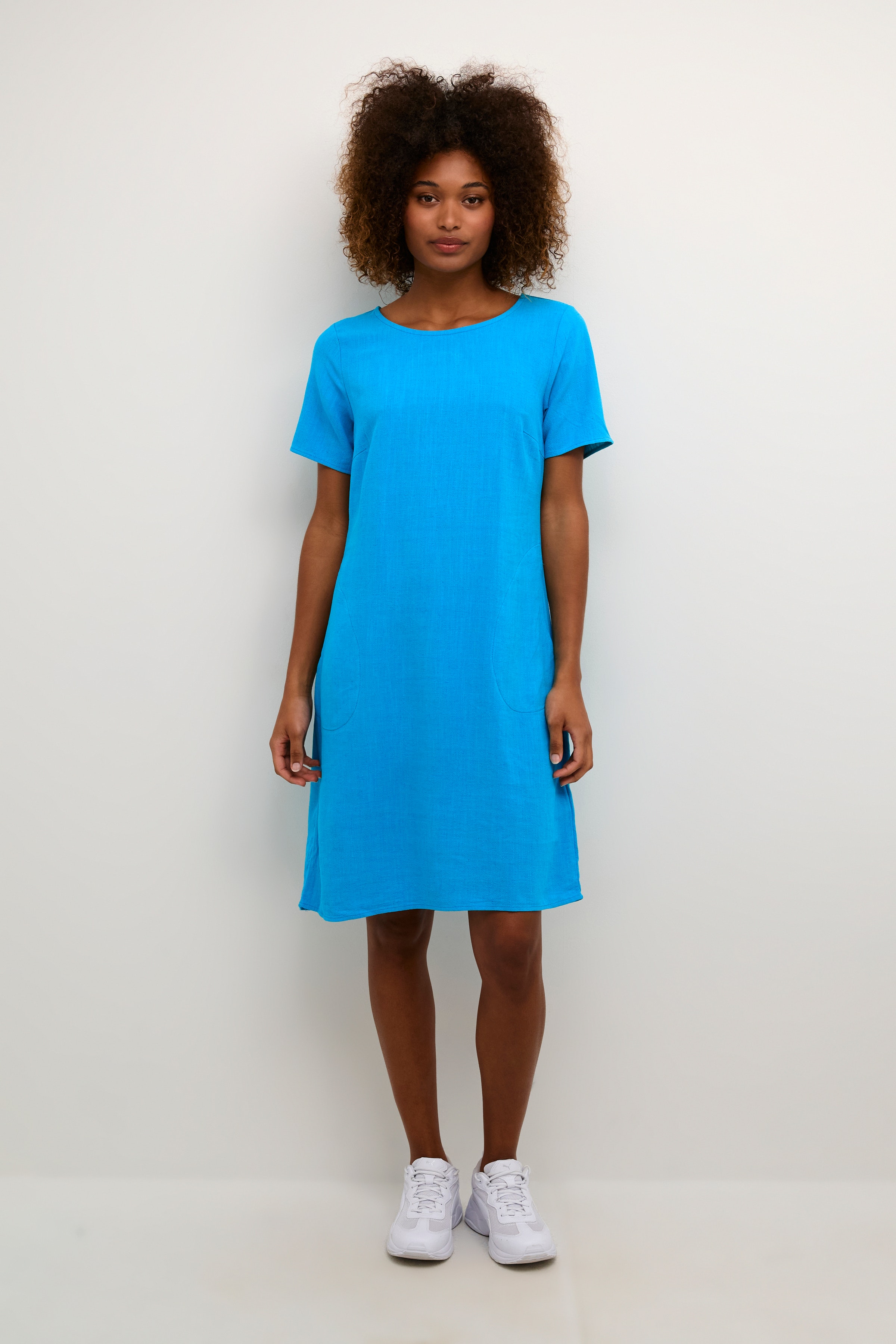 KAliny Lin Kjole LOOKBOOK FRONT 10505731-154427