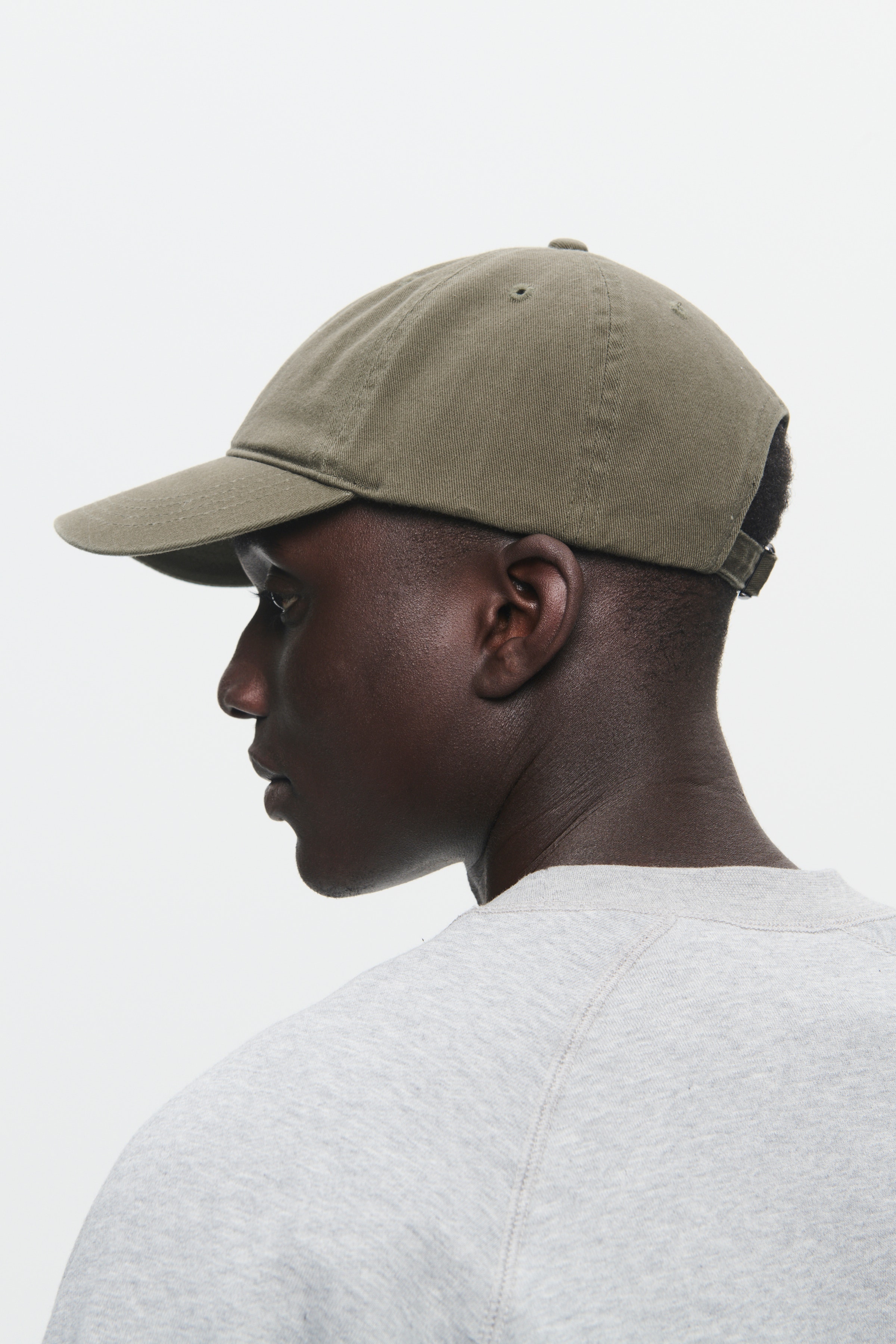 WWLow Cap LOOKBOOK DETAIL 30251367-180515