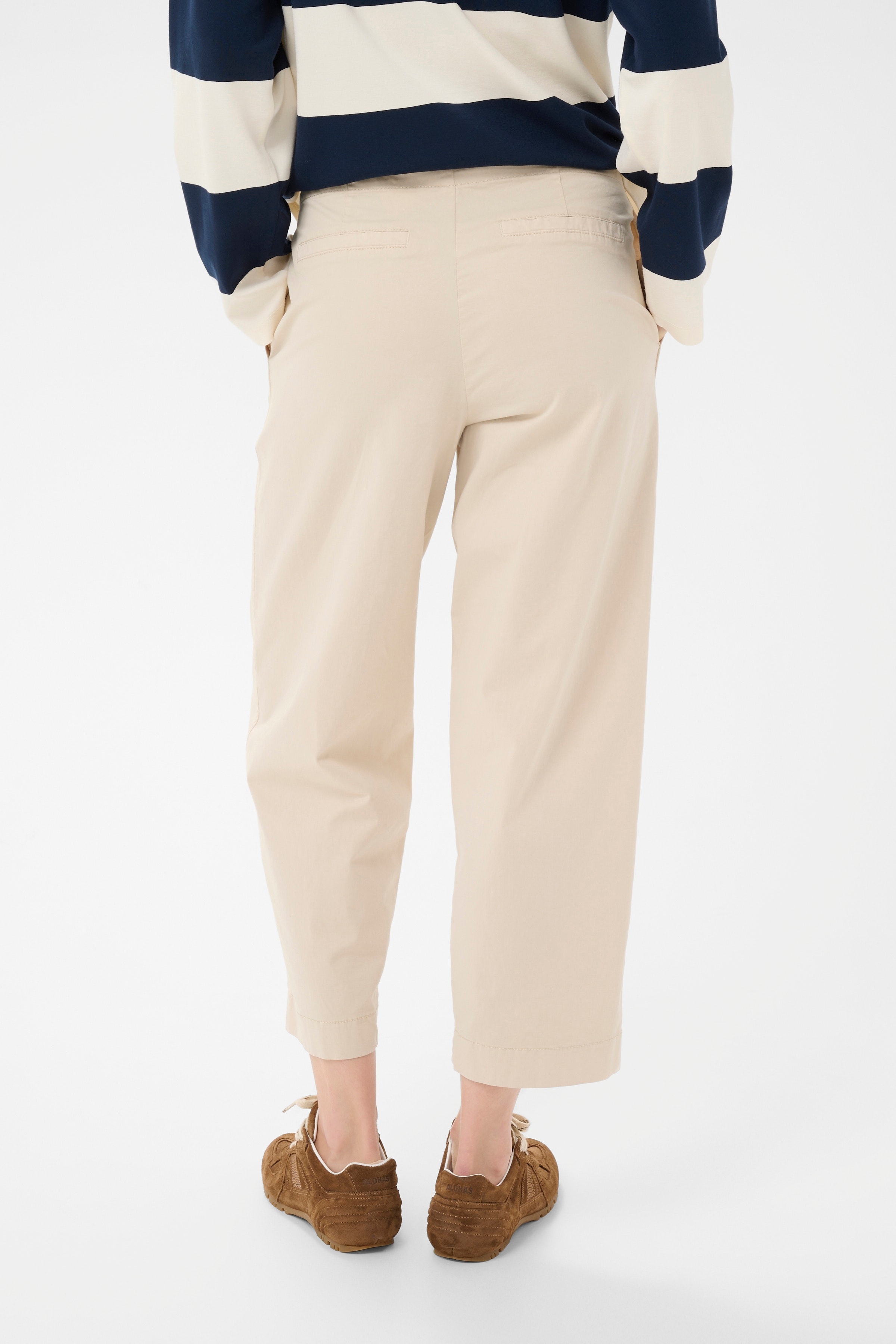 NettaPW Trousers LOOKBOOK BACK 30309489-130400