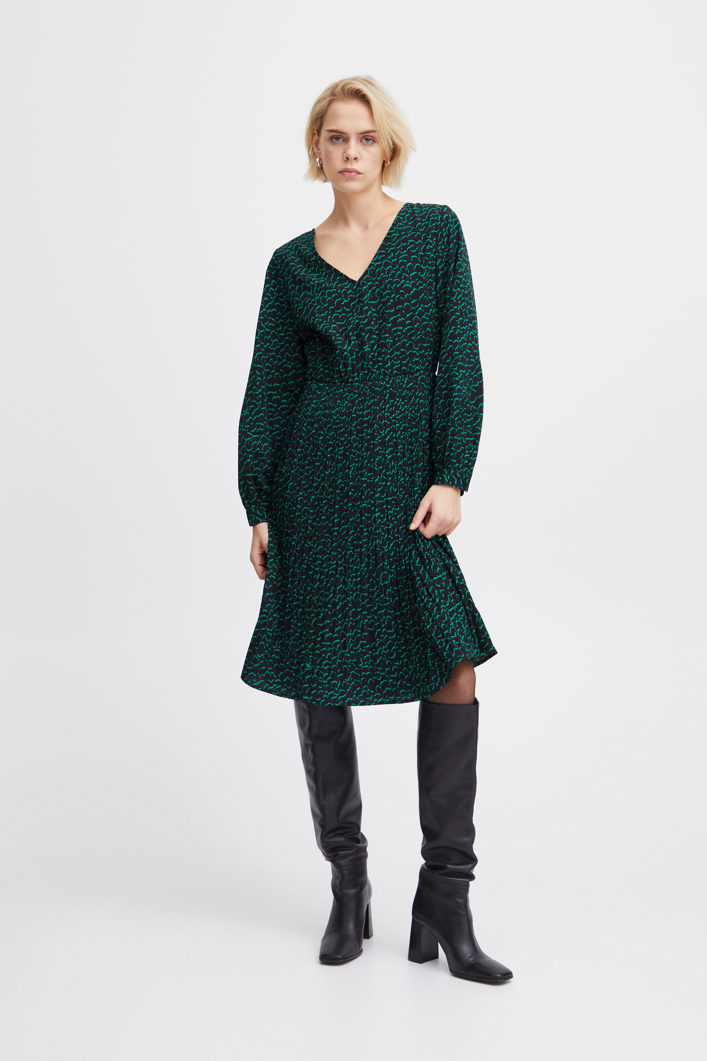 IHDARA Kjole LOOKBOOK FRONT 20119361-202167