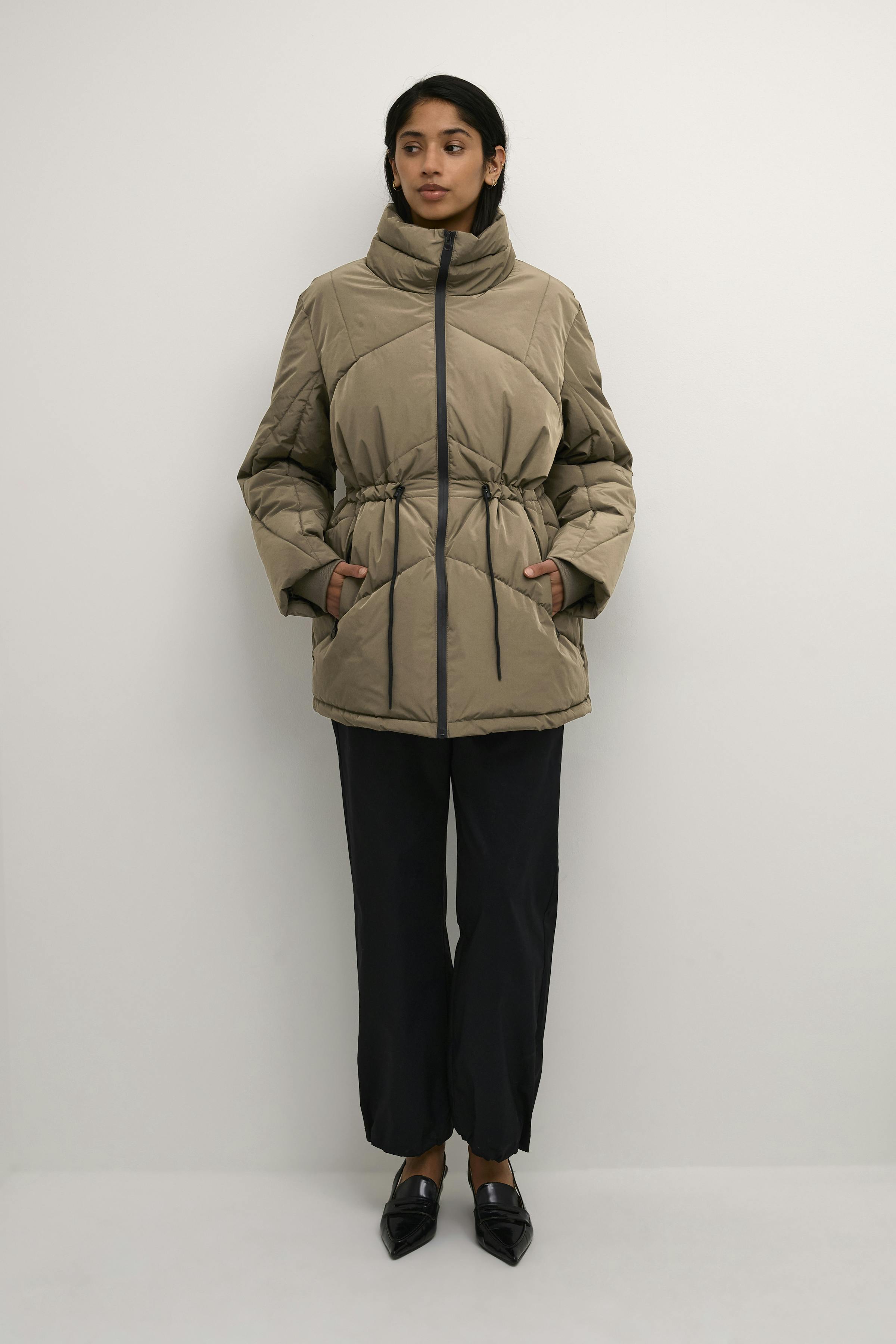 JamesKB Outerwear LOOKBOOK FRONT 10104399-181112