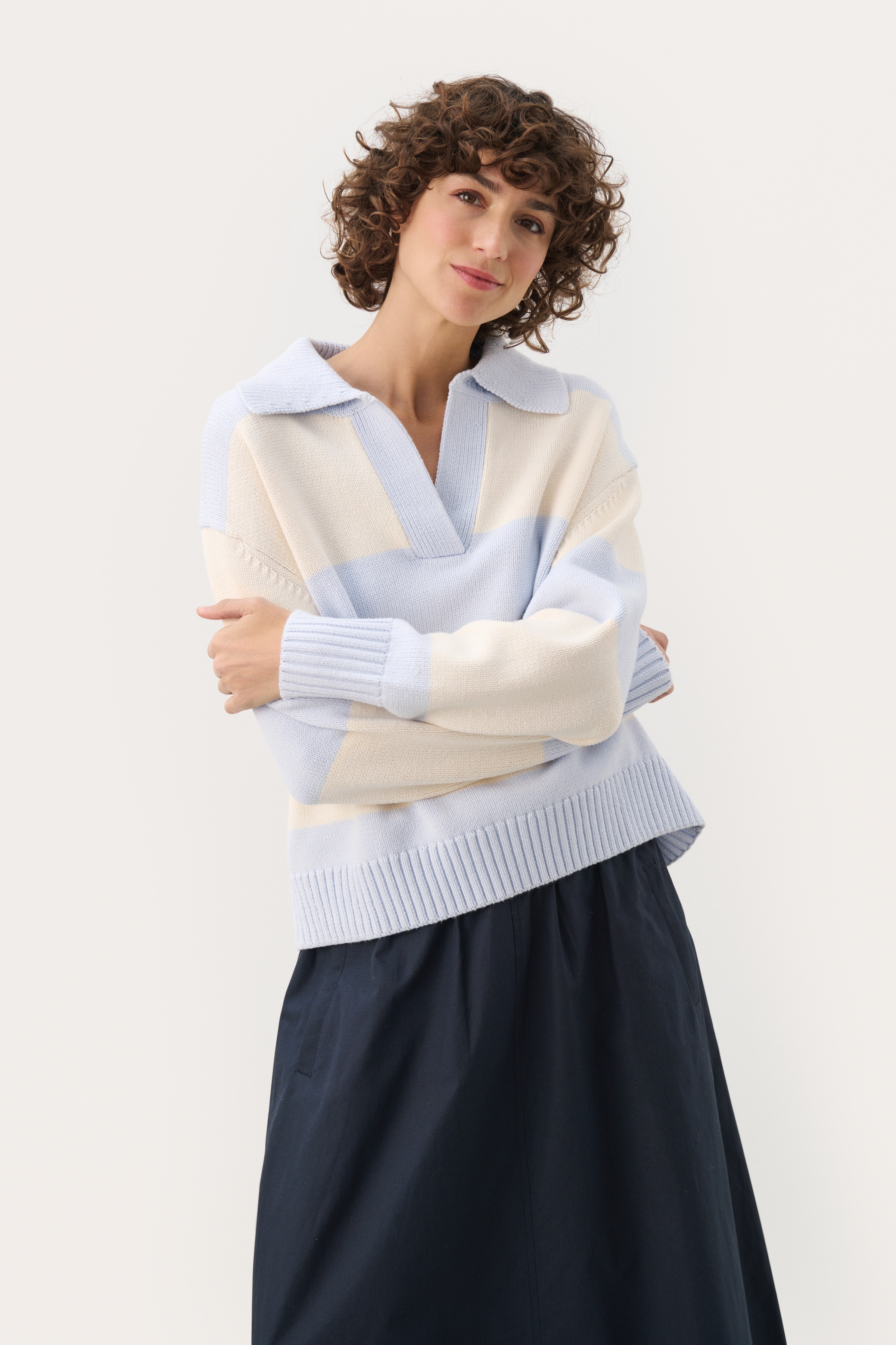 ElindaPW Pullover LOOKBOOK FRONT 30308436-303636