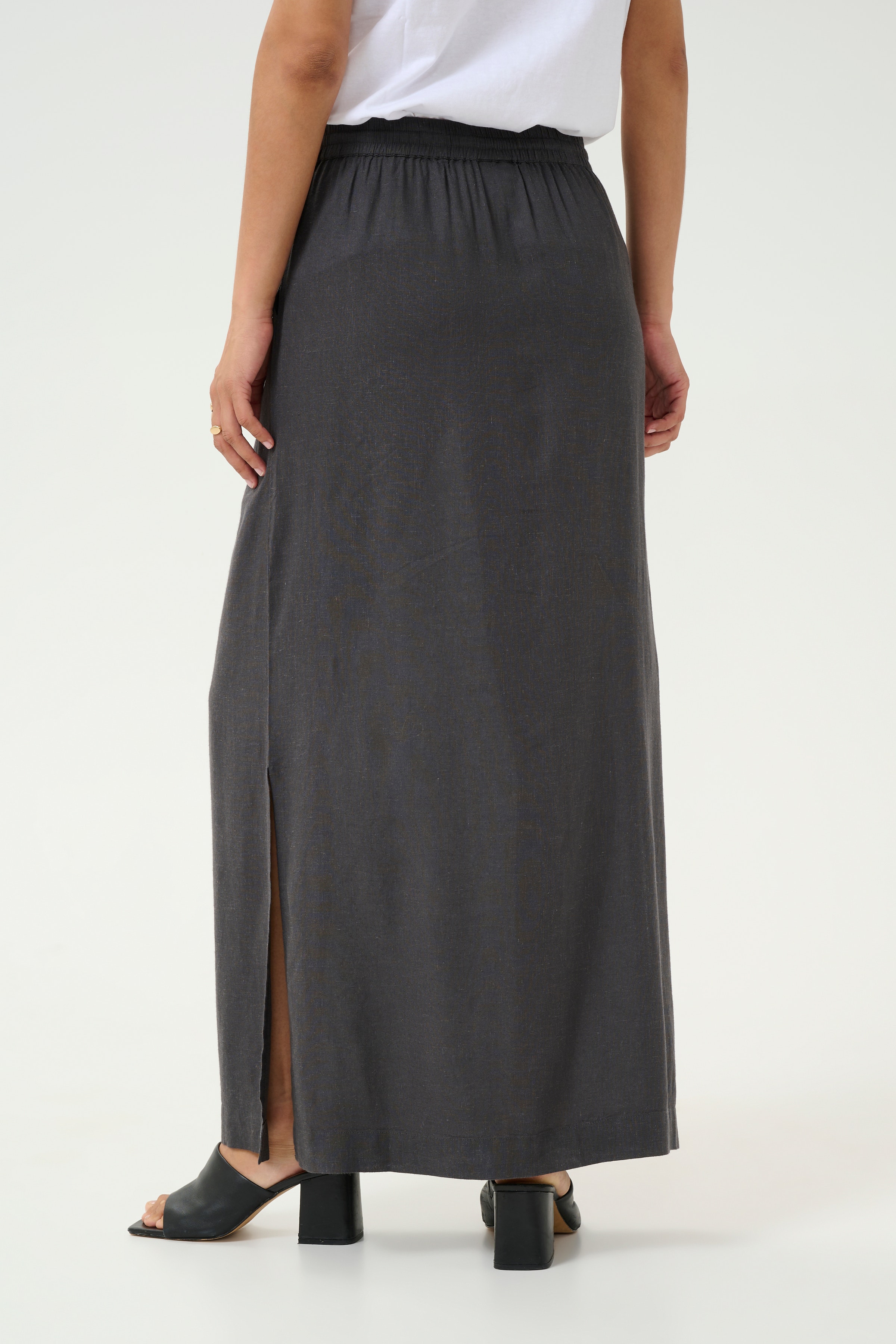 KAmilia Lin Skjørt LOOKBOOK BACK 10509664-190205