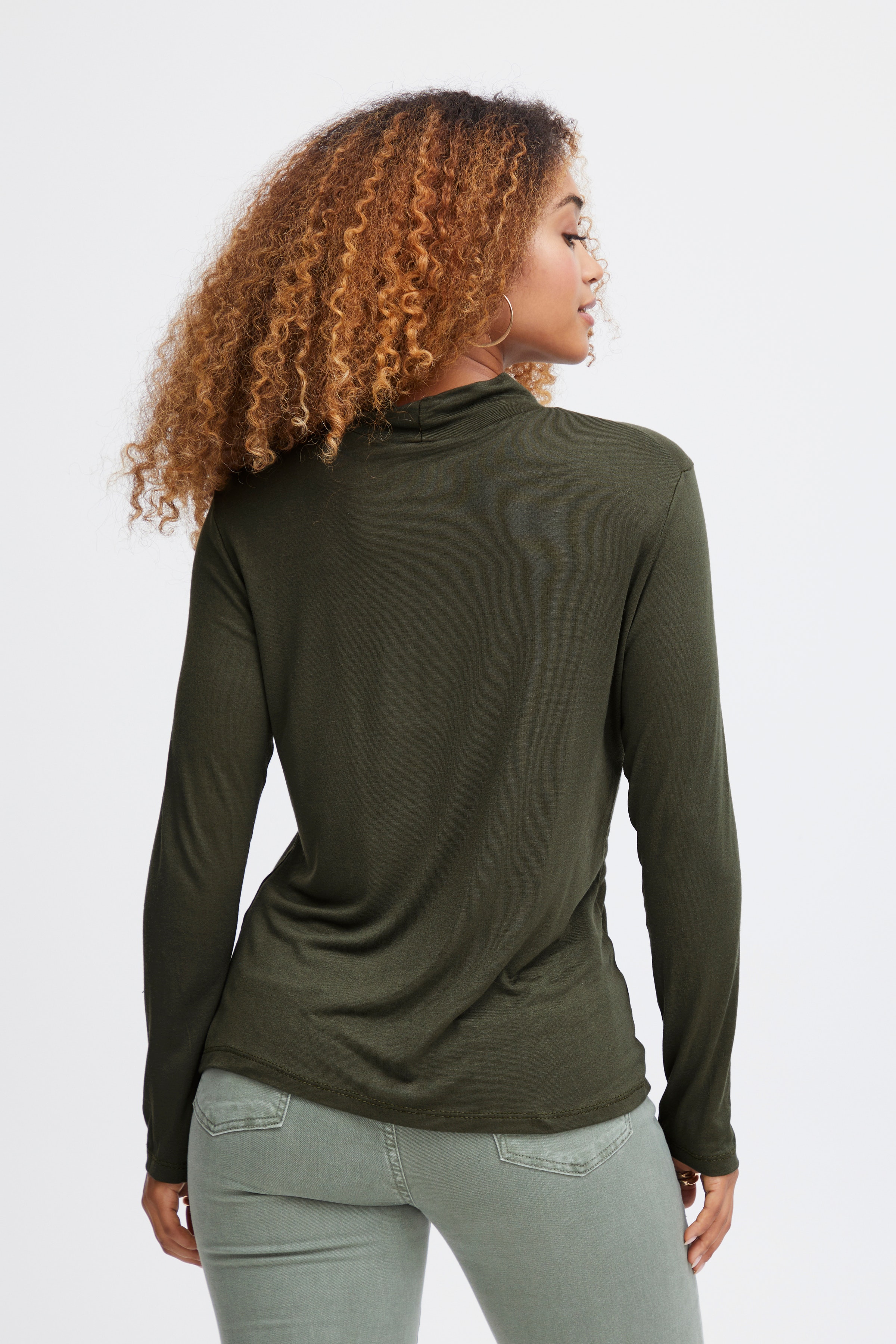 SBVADA Blouse LOOKBOOK BACK 22100450-190312