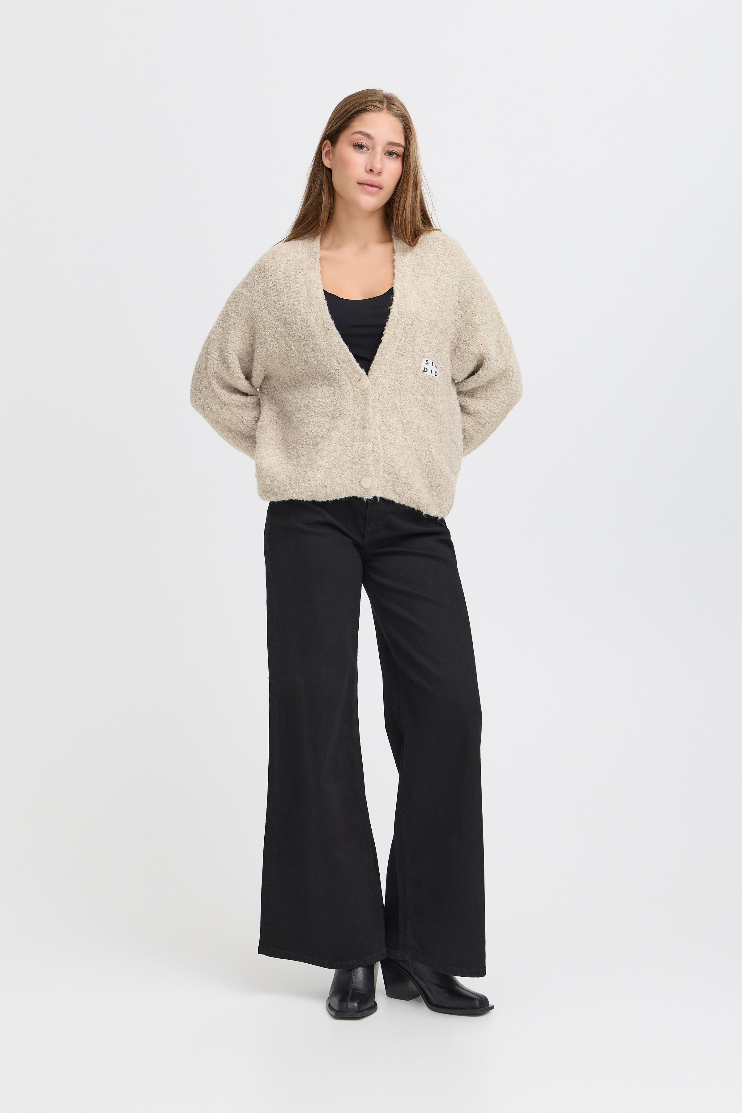IHBLARISA Cardigan LOOKBOOK FRONT 20124597-124301