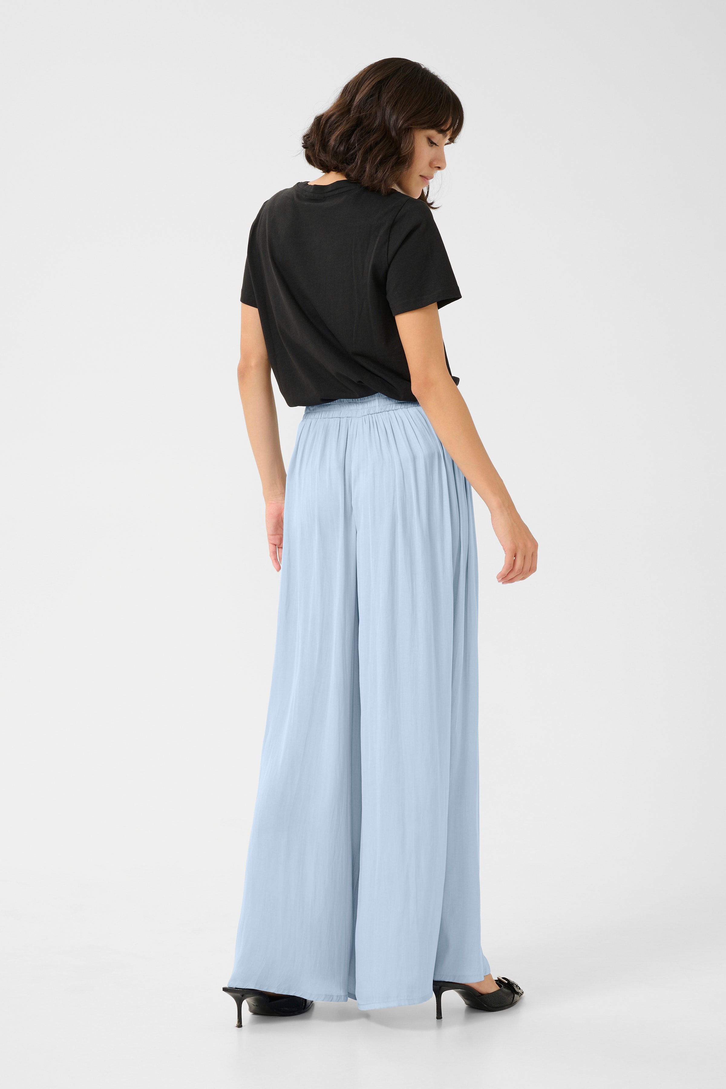 KAallie Bukser LOOKBOOK BACK 10508761-164016