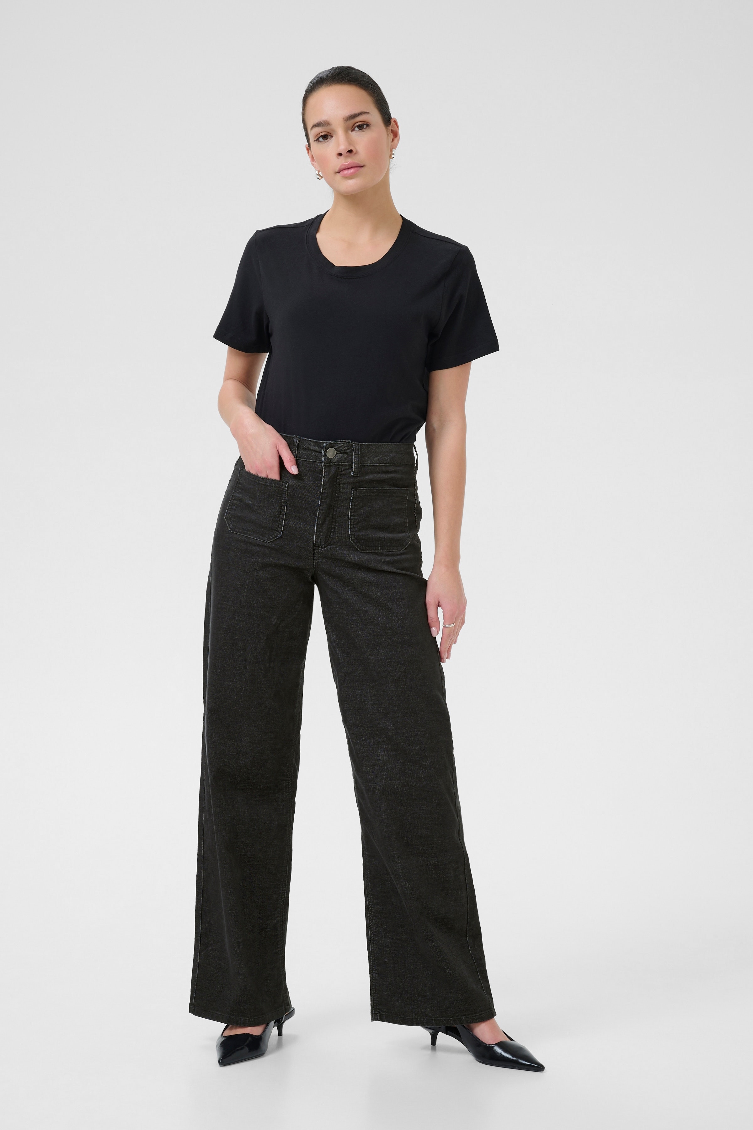 KAmolly Bukser LOOKBOOK FRONT 10510587-190205