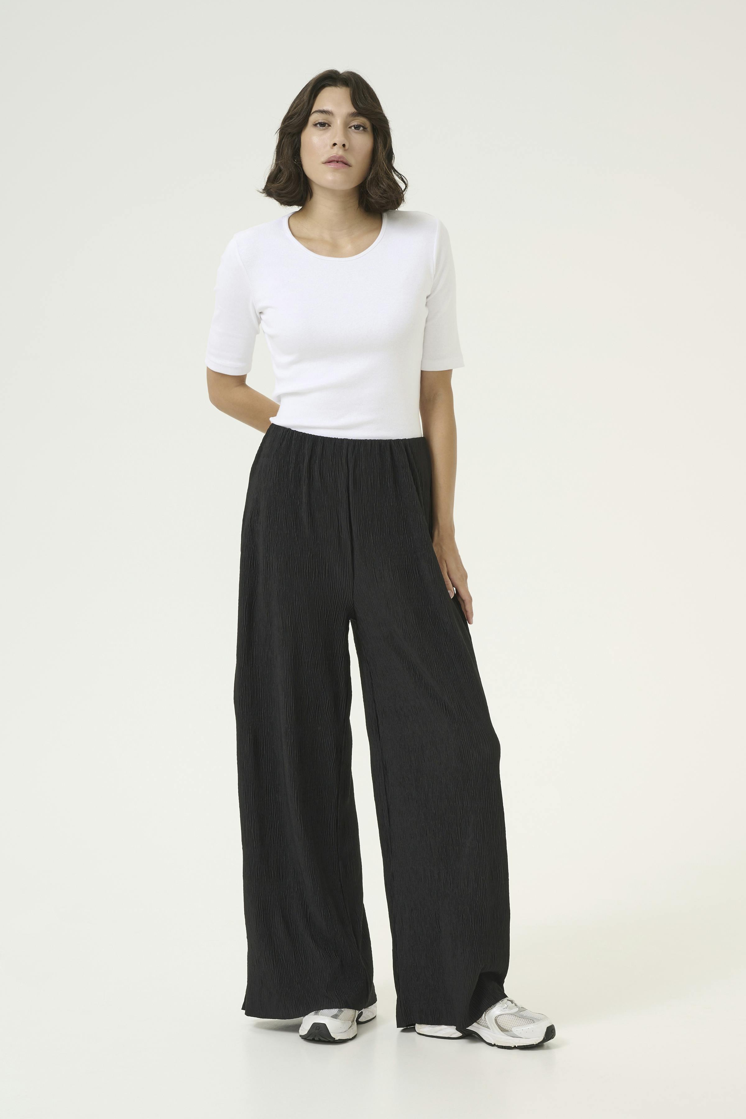 KAiben Hose LOOKBOOK FRONT 10509752-100121