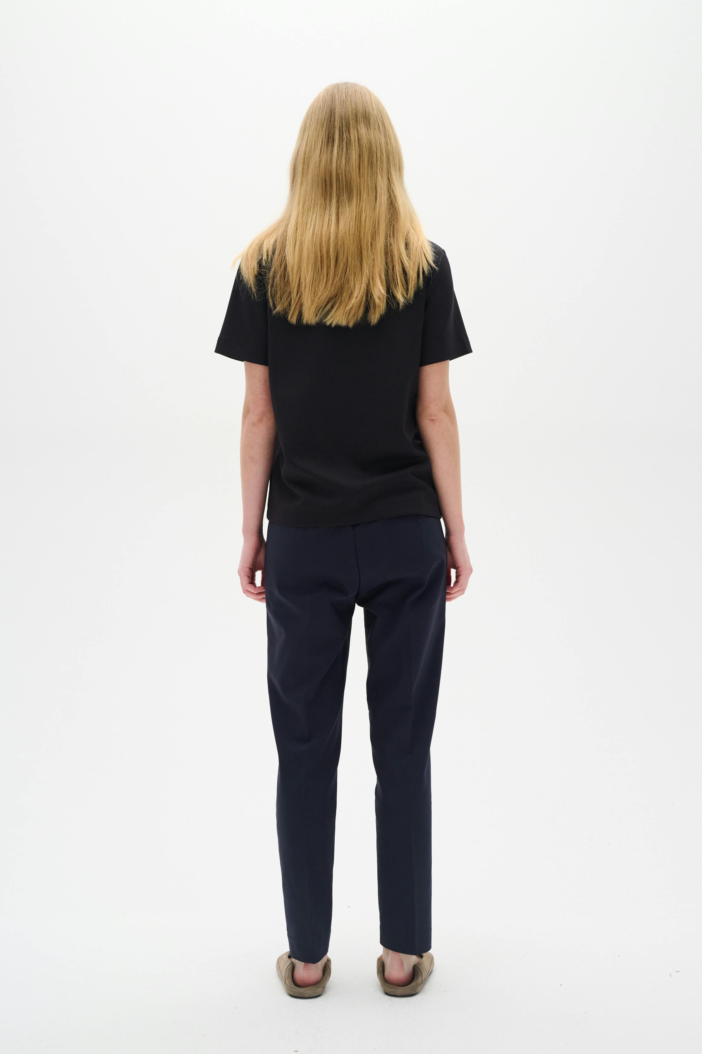 ZellaIW Trousers LOOKBOOK BACK 30105579-300005