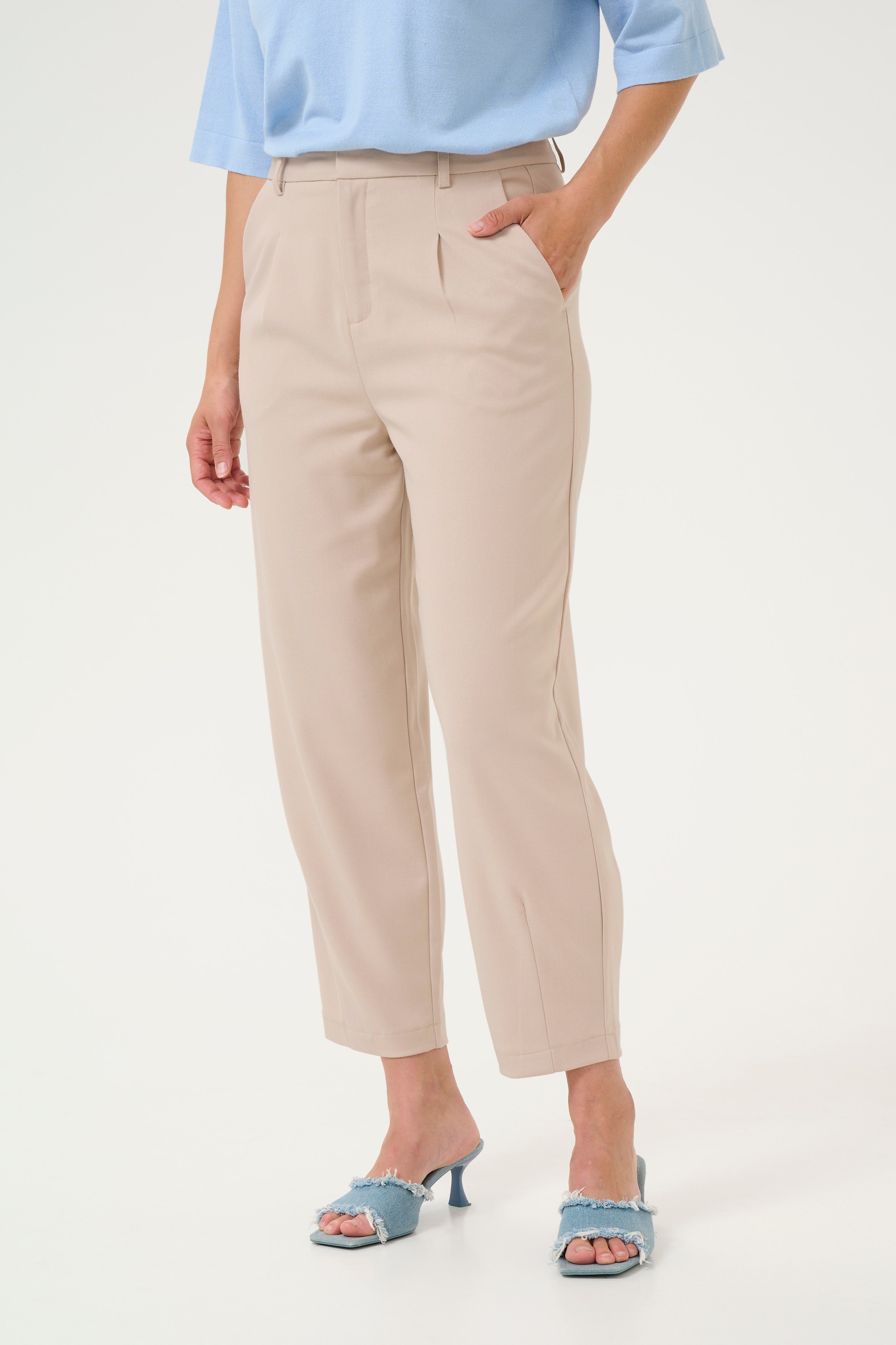 KAmerle Trousers LOOKBOOK FRONT 10504769-151305