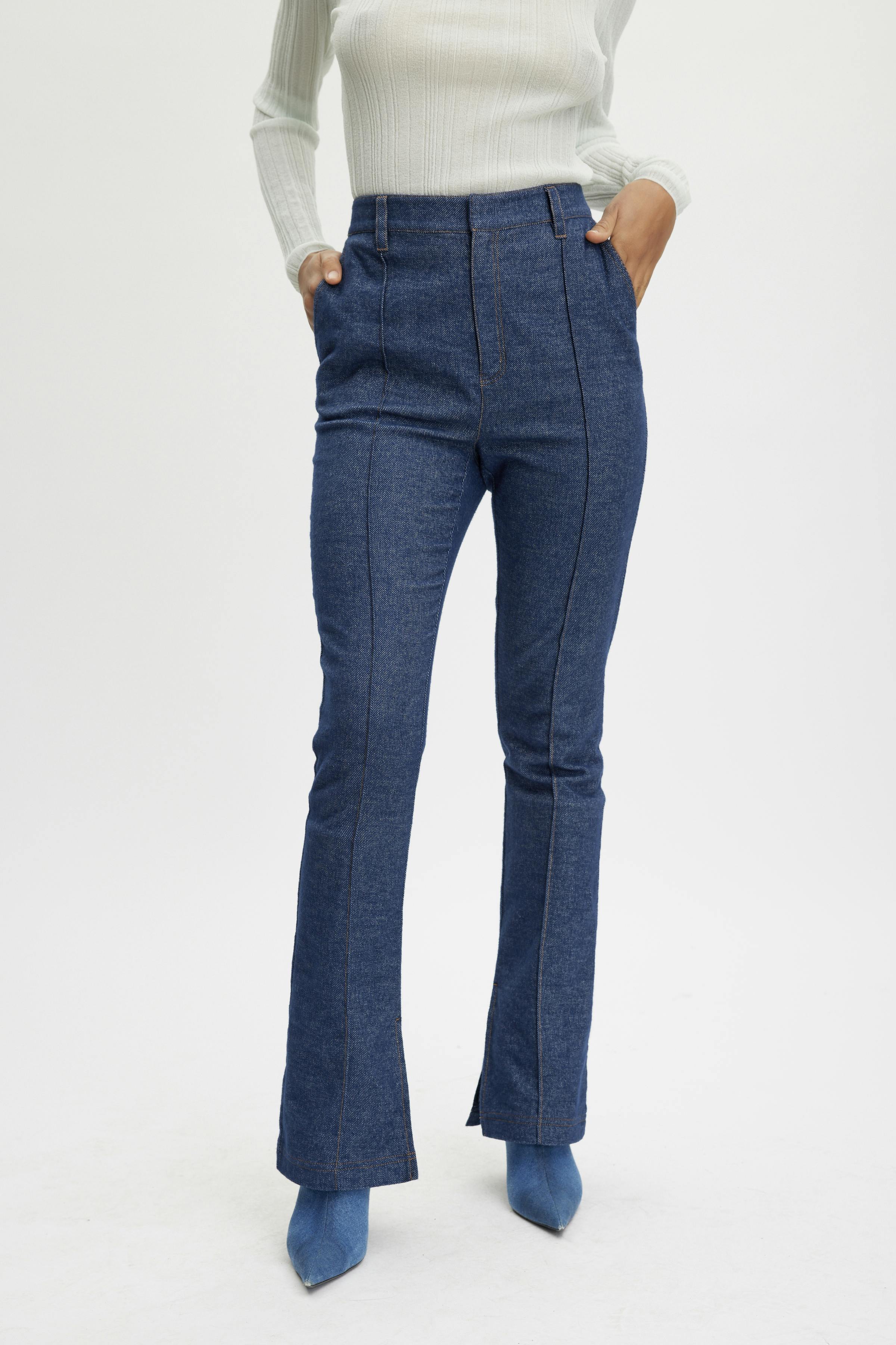 VloraGZ Jeans LOOKBOOK FRONT 10908282-100357