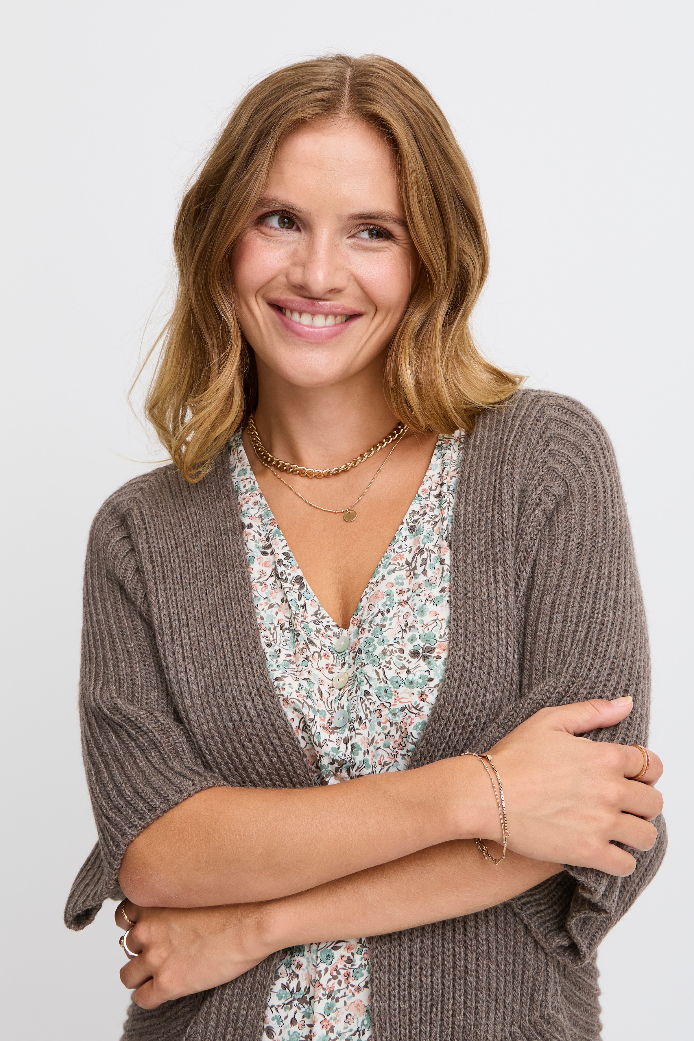 SBCARLY Cardigan LOOKBOOK DETAIL 22100046-190912