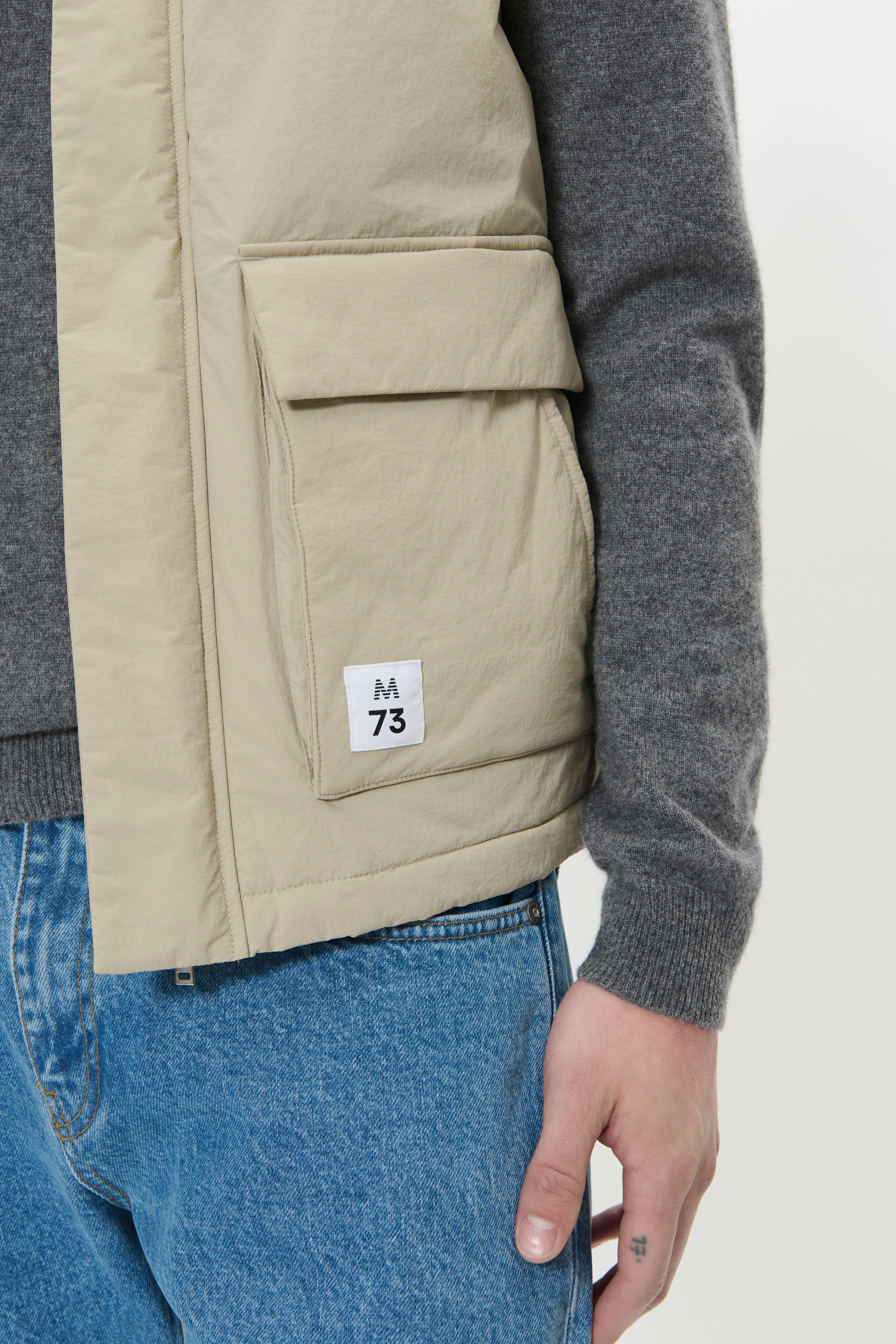 MAalejando Warm waistcoat LOOKBOOK DETAIL 30207815-161105