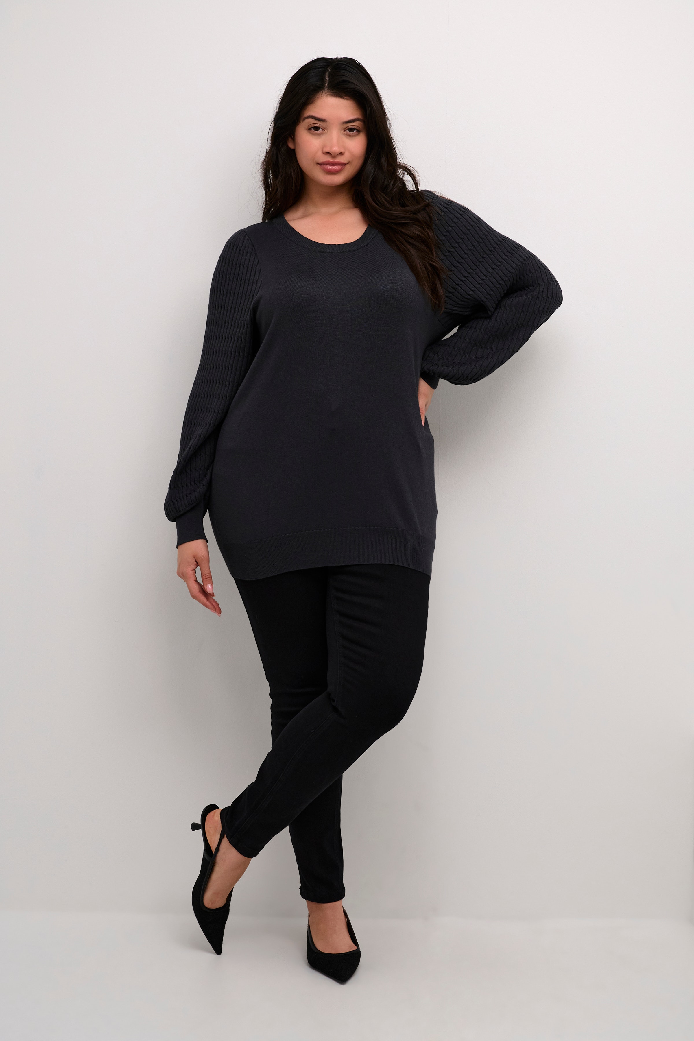 KClini Pullover LOOKBOOK FRONT 10582598-190205