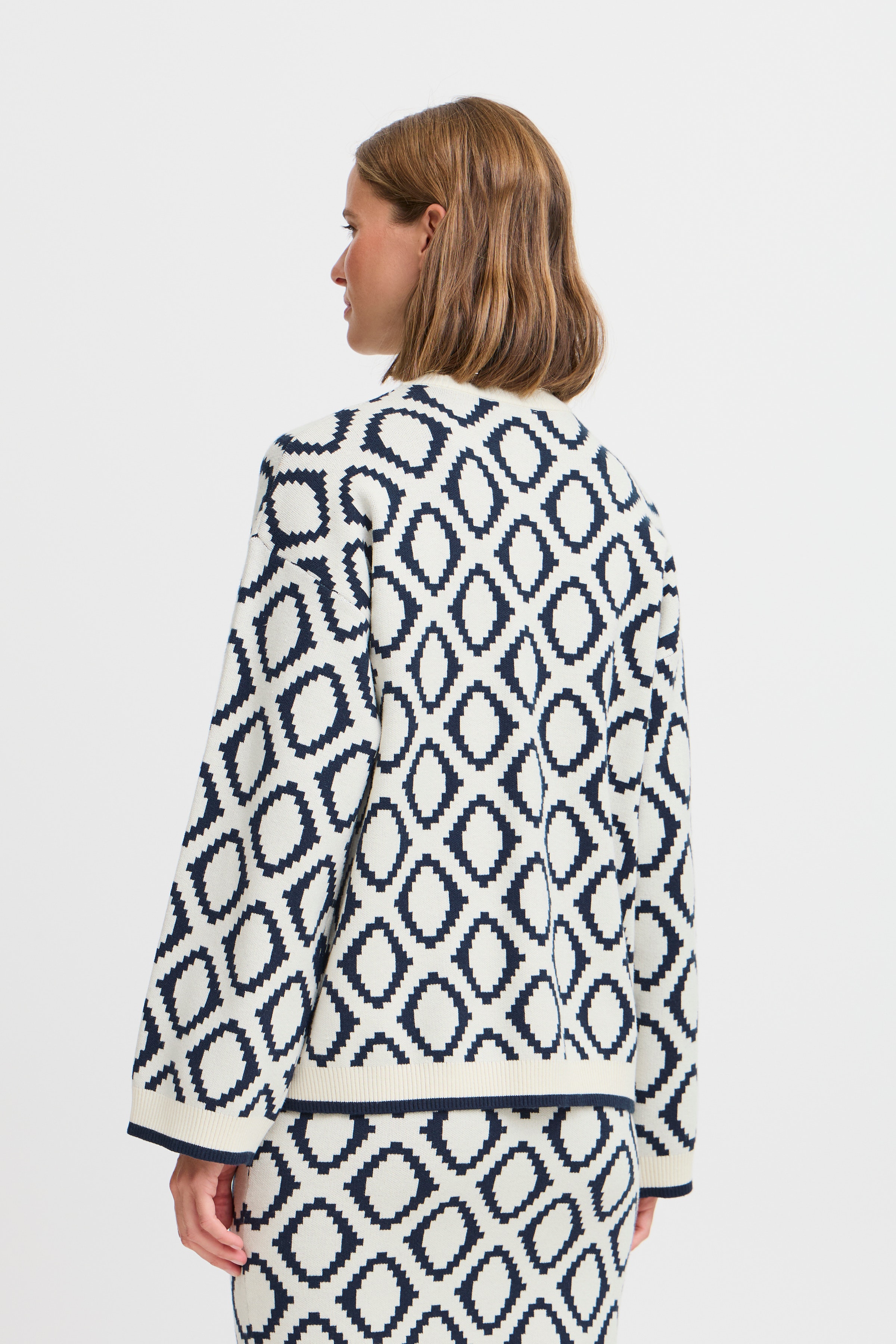 BYMIRAN Pullover LOOKBOOK BACK 20815907-200779