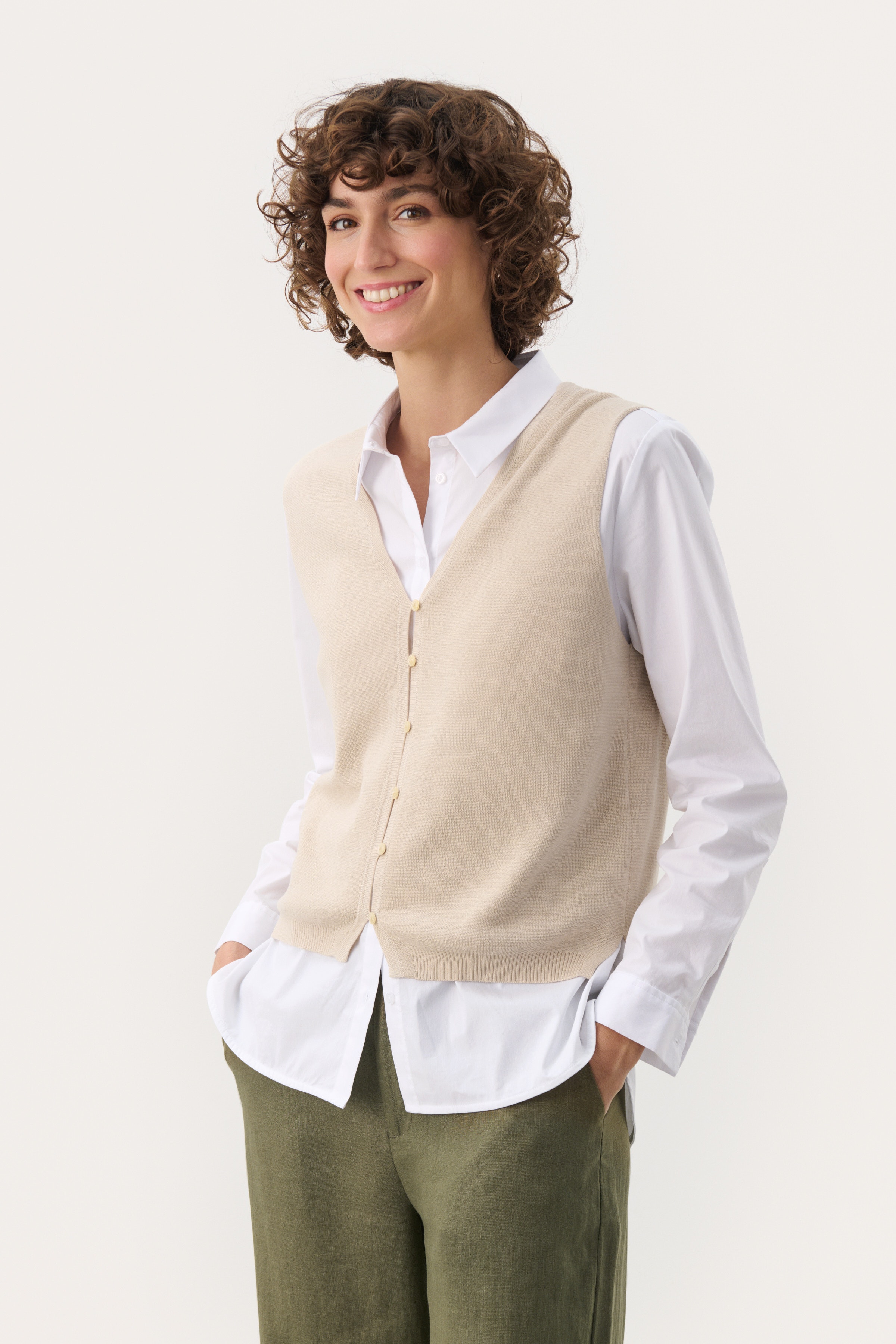 NatikaPW Weste LOOKBOOK FRONT 30309463-130400