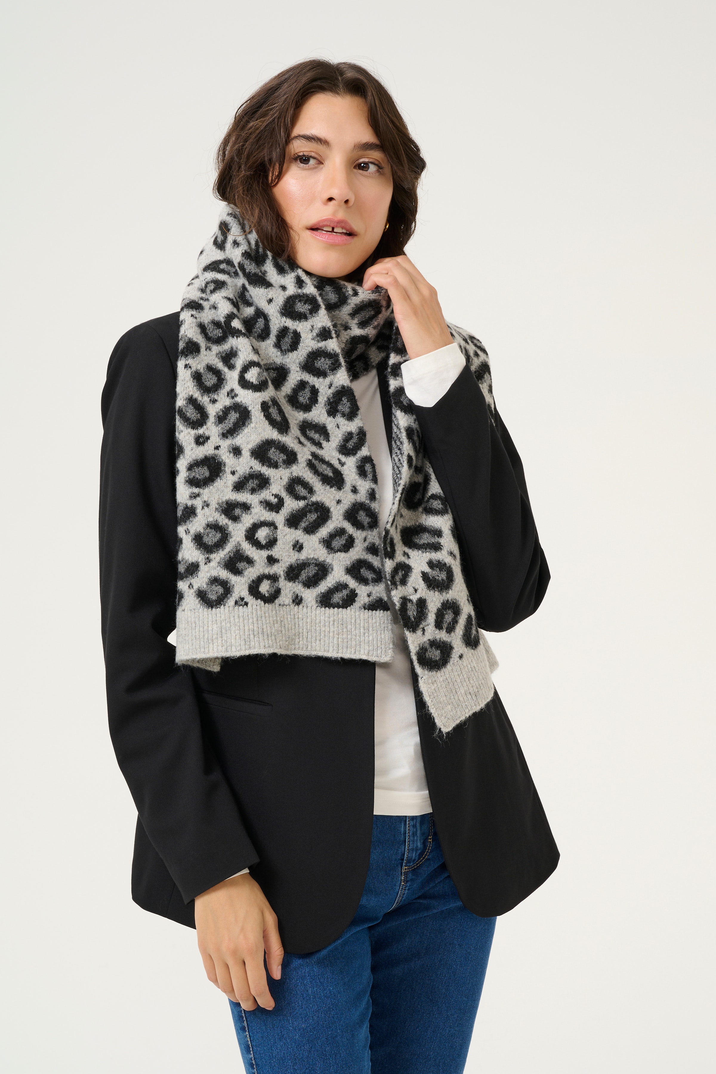KAmaiken Skjerf LOOKBOOK FRONT 10508611-105790