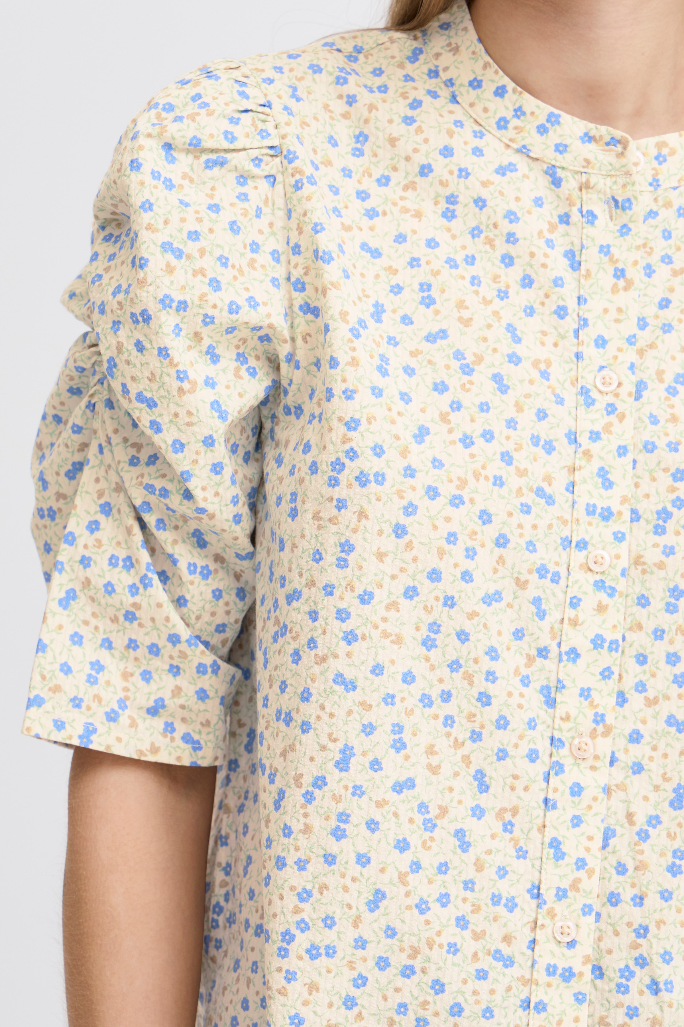 Kortermet skjorte LOOKBOOK DETAIL 20123471-204831
