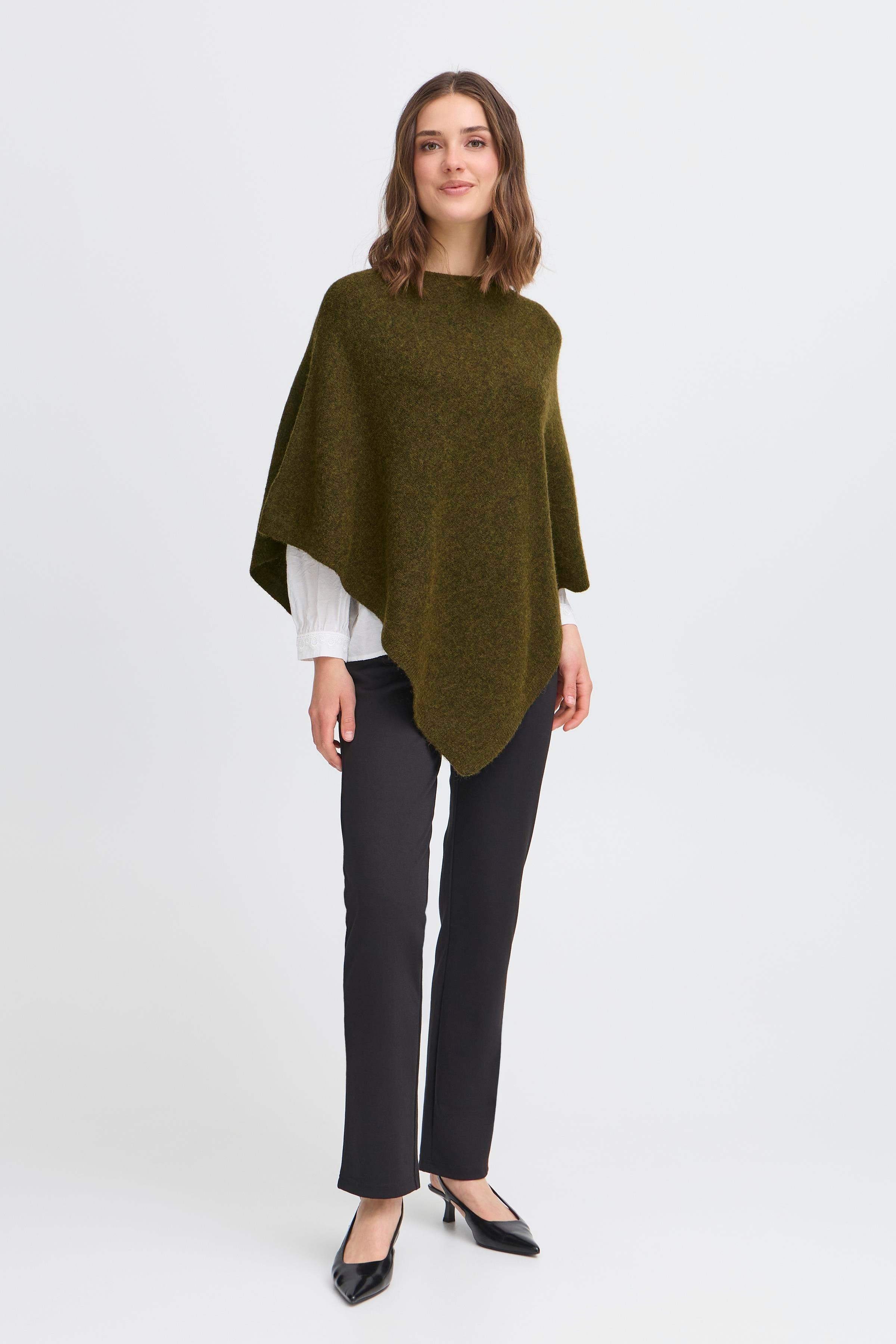 FRSANNY Poncho LOOKBOOK FRONT 20615041-1805151