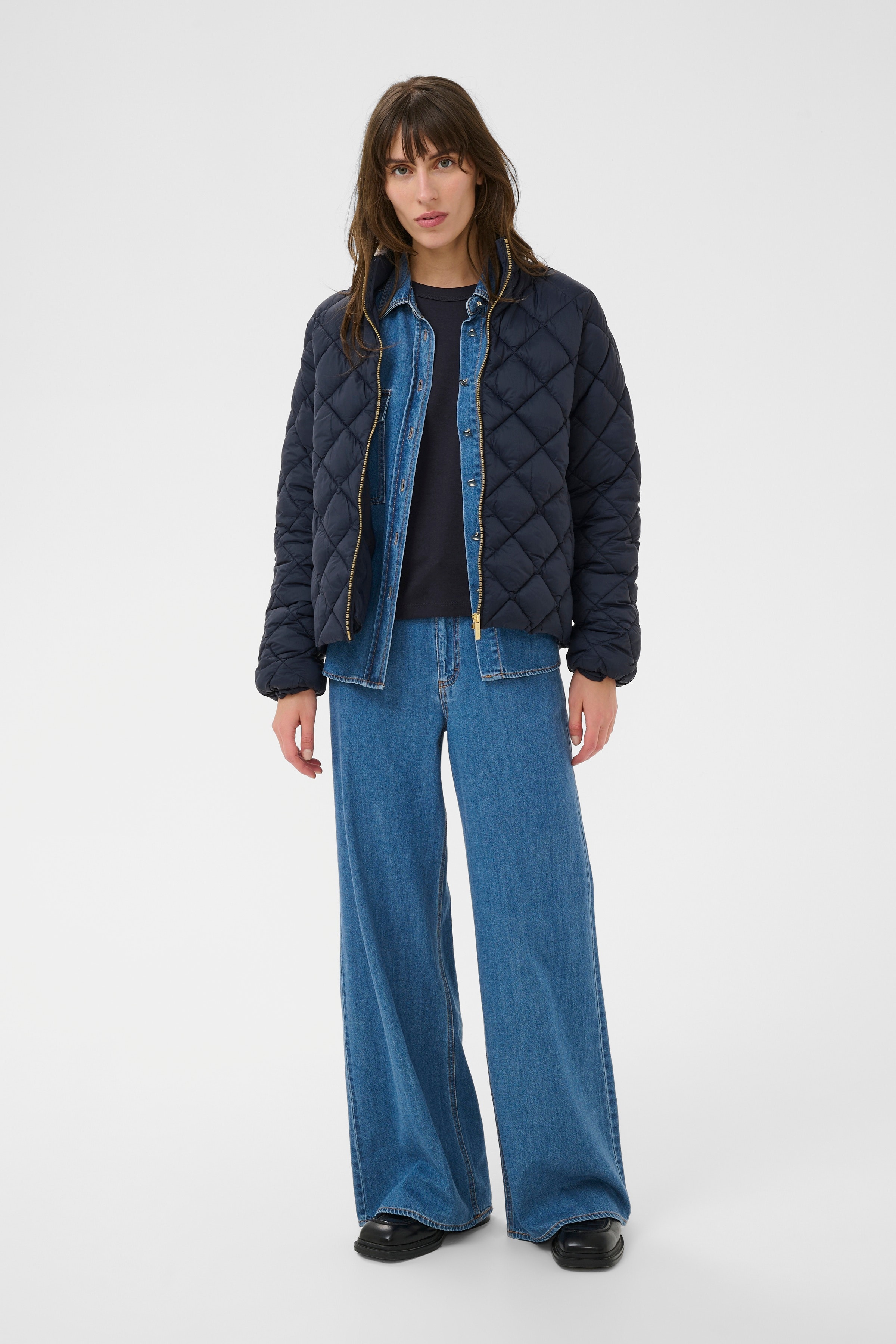 OliaPW Ytterplagg LOOKBOOK FRONT 30310243-194013